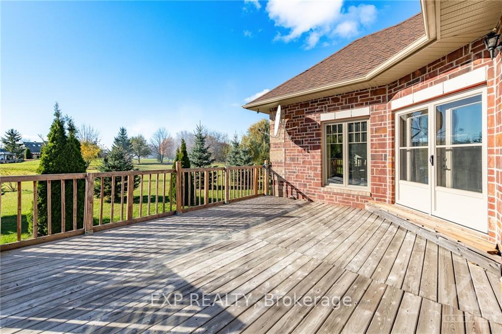 Photo 19 of 1620 Sequoia Drive, Ottawa, Cumberland Ridge — HOMEH