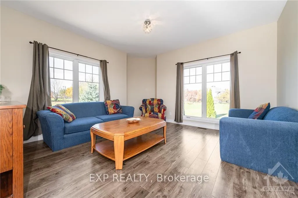 Photo 27 of 1620 Sequoia Drive, Ottawa, Cumberland Ridge — HOMEH