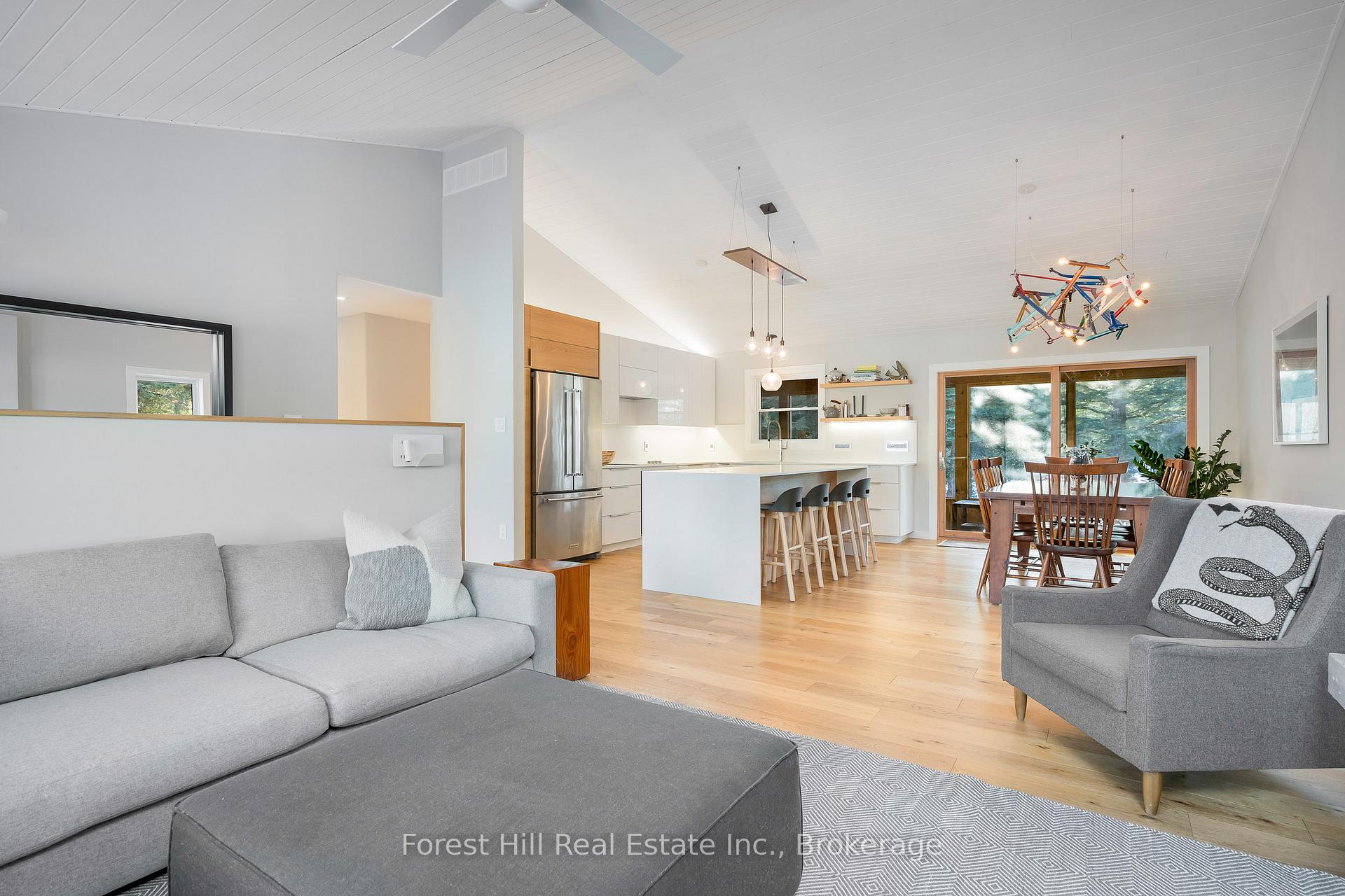 Photo 3 of 569300 Side Rd 6, Blue Mountains — HOMEH