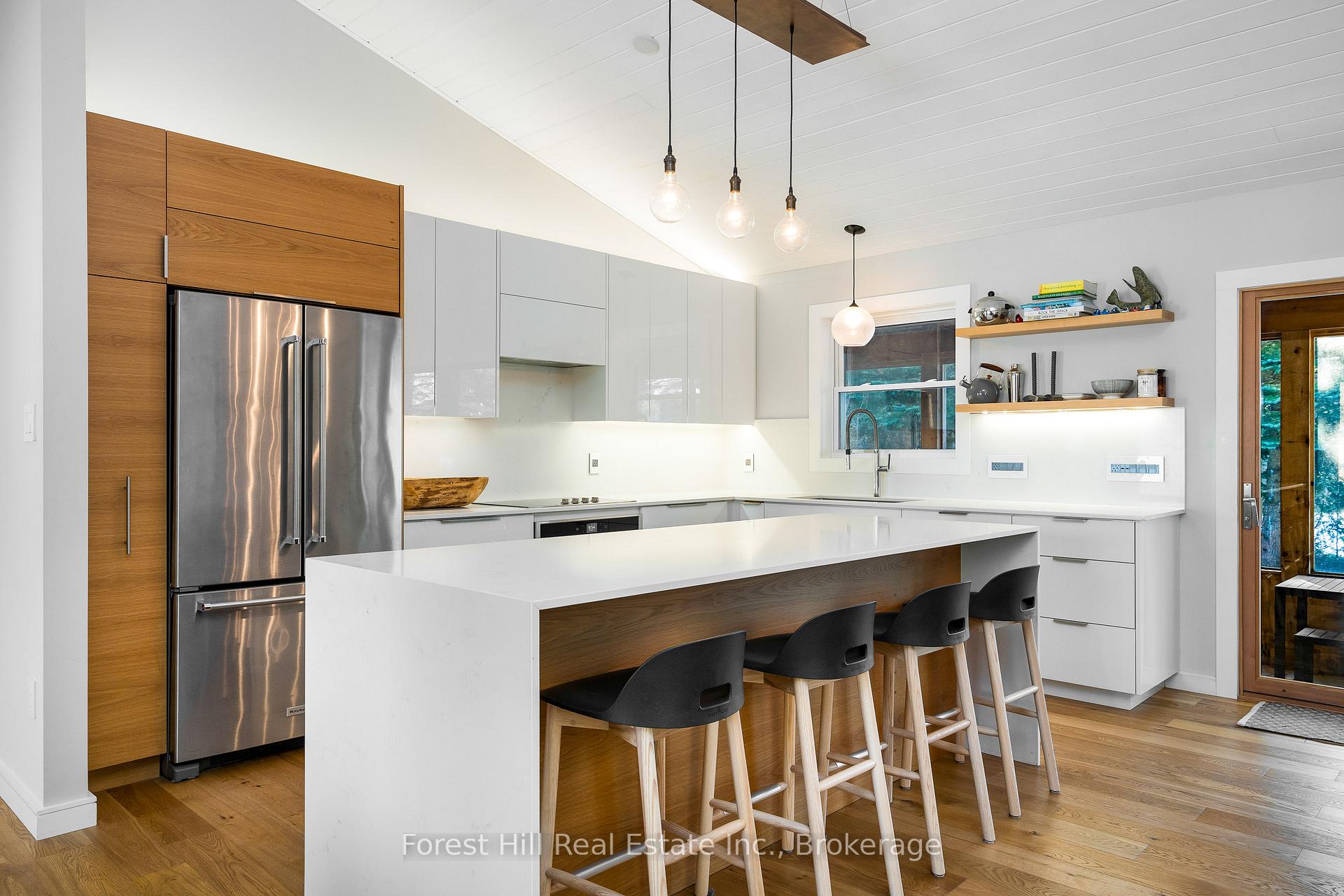 Photo 5 of 569300 Side Rd 6, Blue Mountains — HOMEH