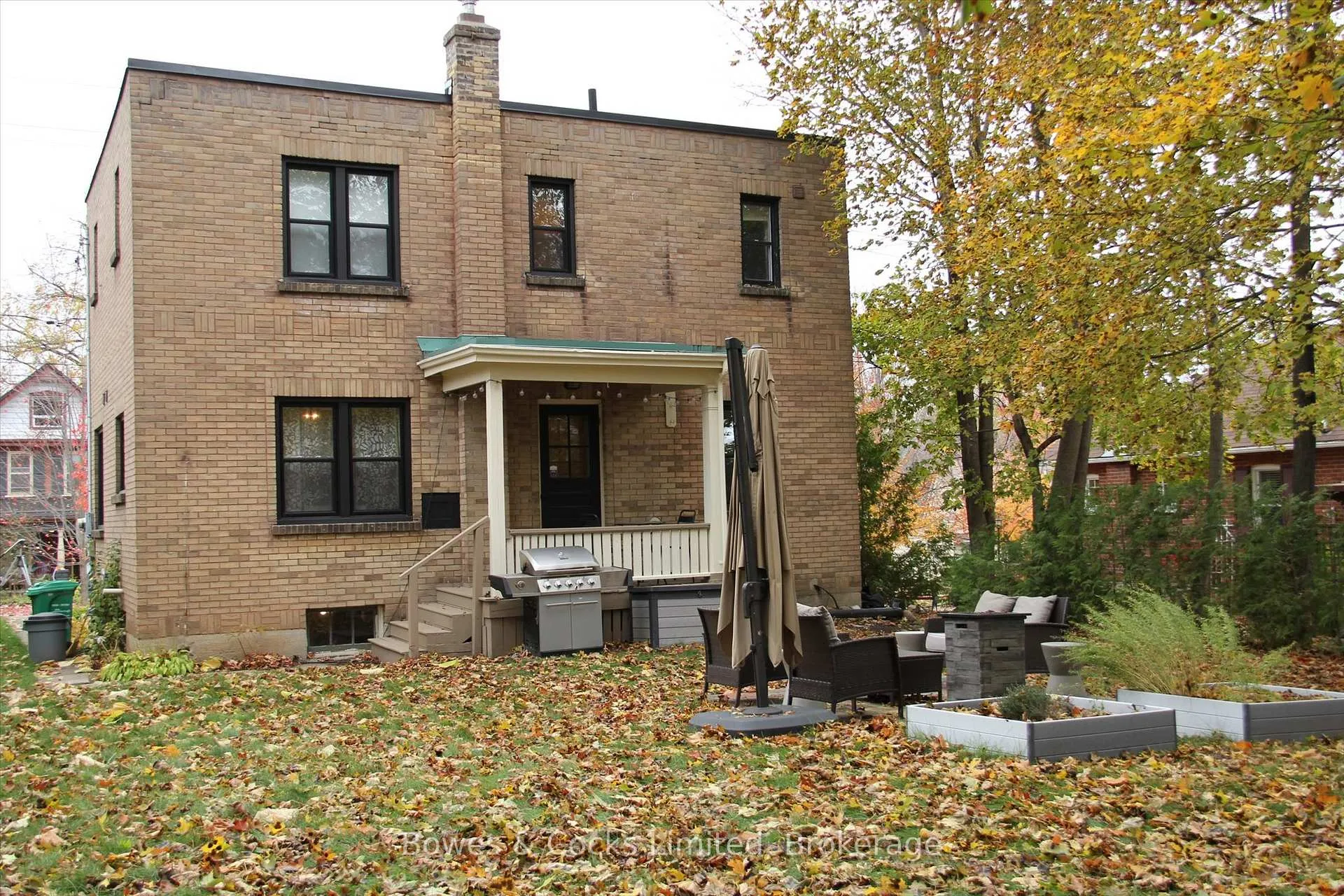 Photo 46 of 712 Bethune Street, Peterborough, Northcrest Ward 5 — HOMEH