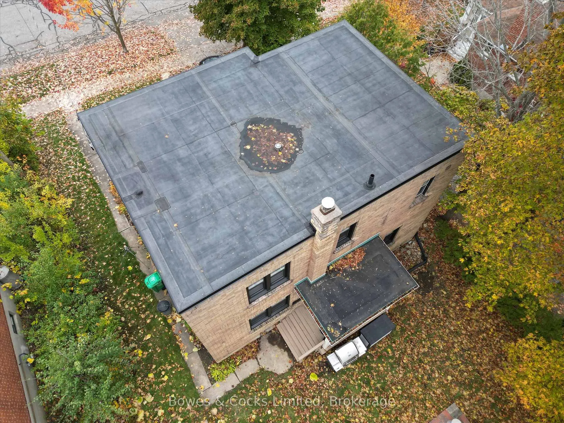 Photo 50 of 712 Bethune Street, Peterborough, Northcrest Ward 5 — HOMEH