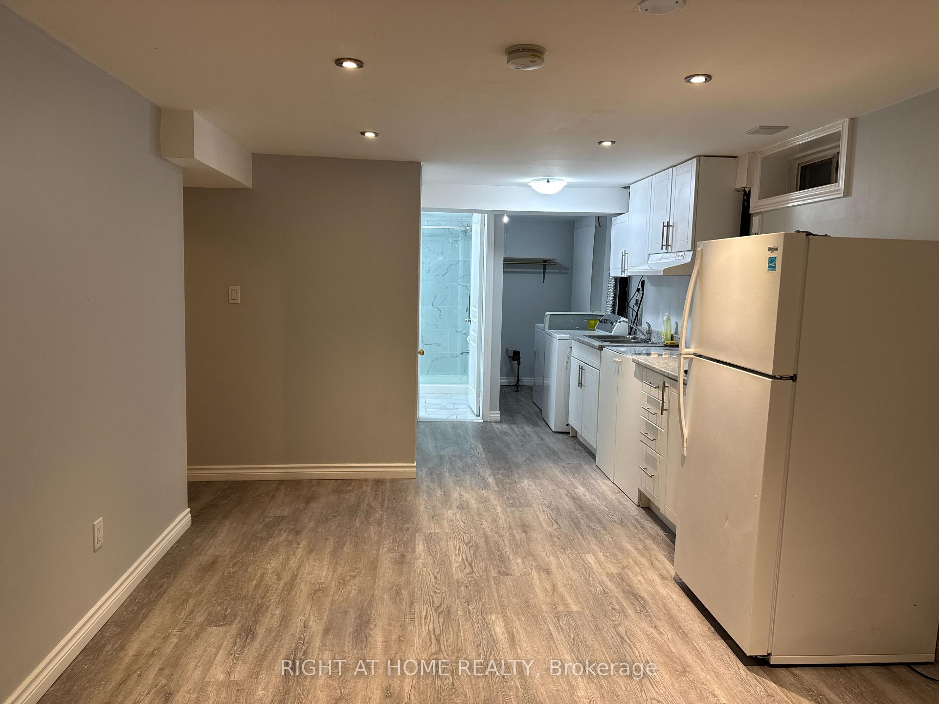 Photo 8 of Unit Bsmt, 1222 Cherrydown Drive, Oshawa, Donevan — HOMEH