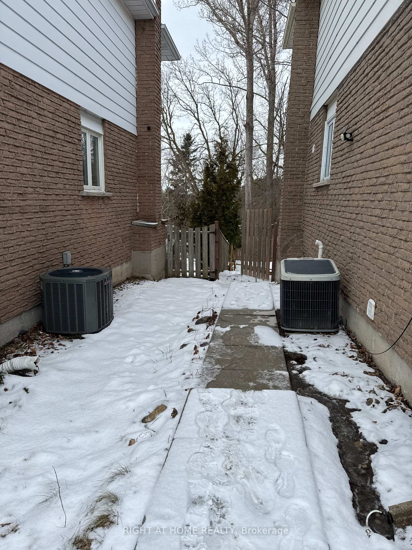 Photo 16 of Unit Bsmt, 1222 Cherrydown Drive, Oshawa, Donevan — HOMEH