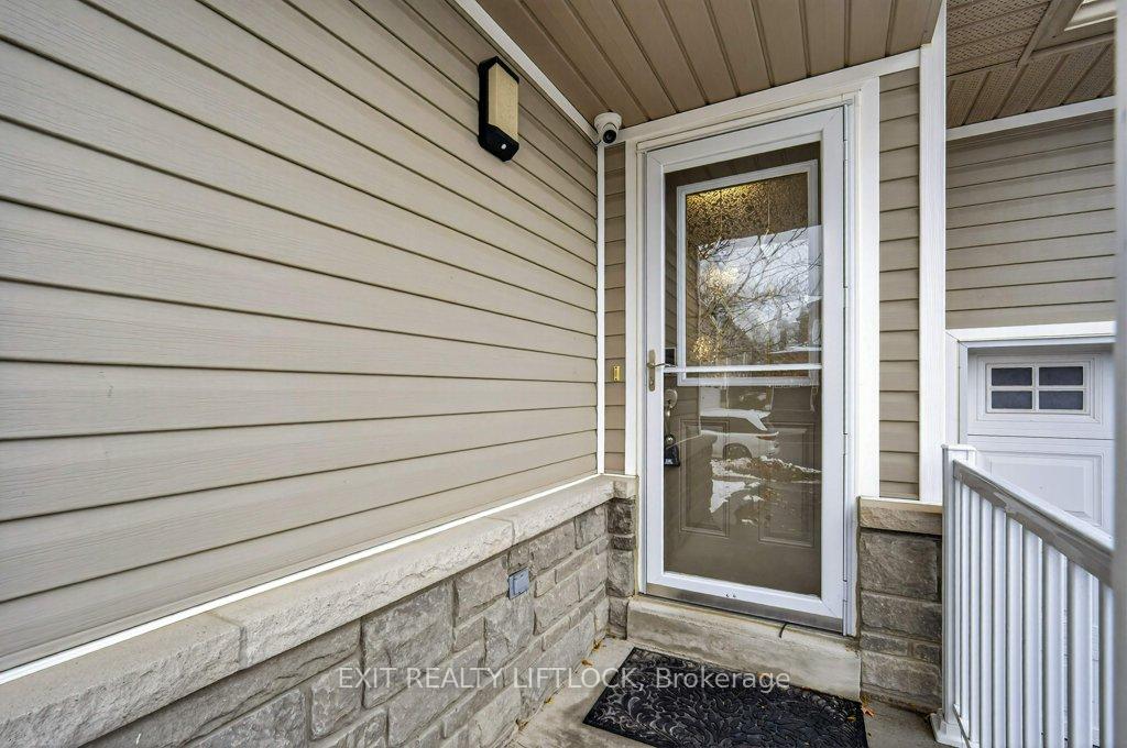 Photo 3 of 659 Tully Crescent, Peterborough, Monaghan Ward 2 — HOMEH