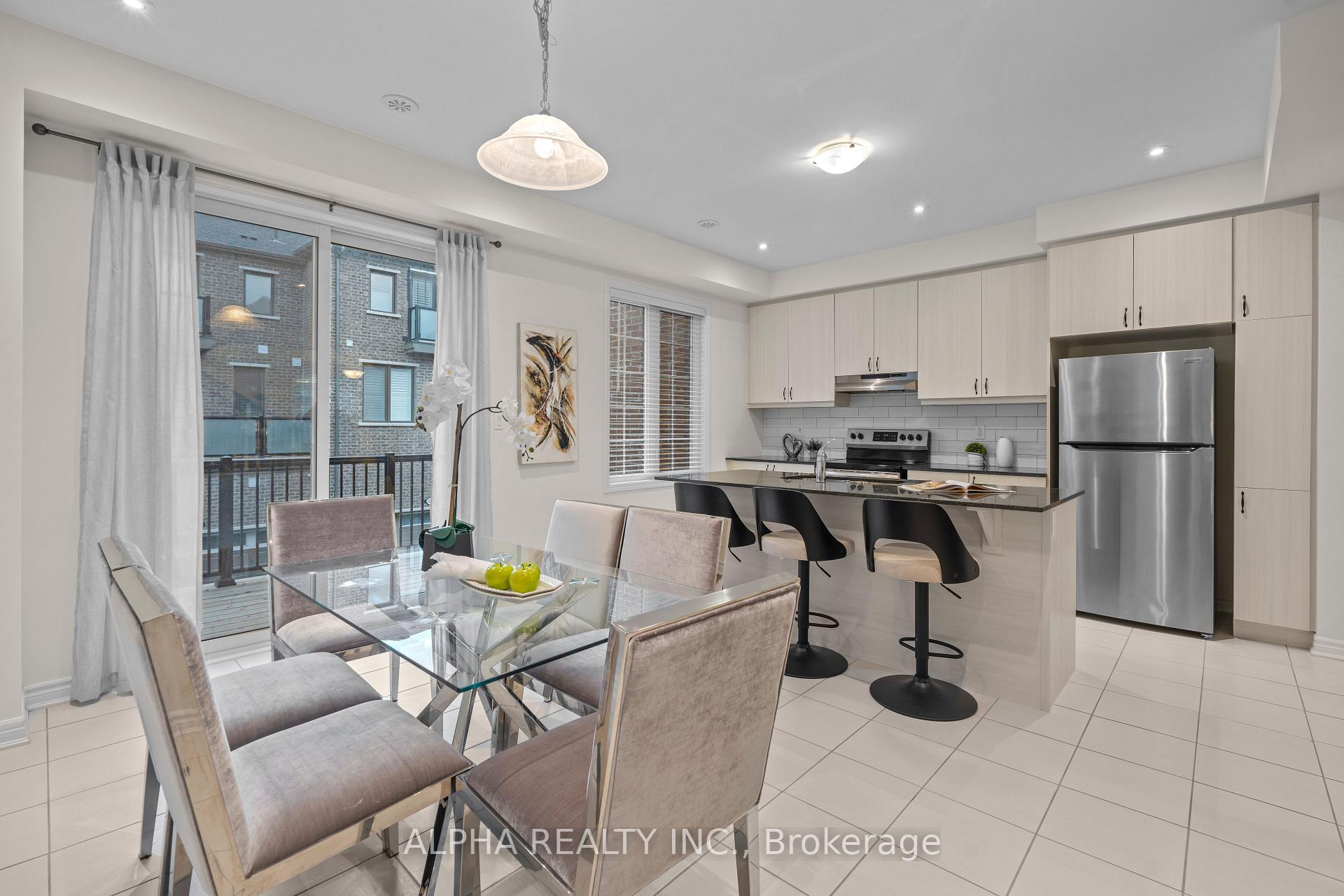 Photo 6 of 3358 Thunderbird Promenade, Pickering, Rural Pickering — HOMEH