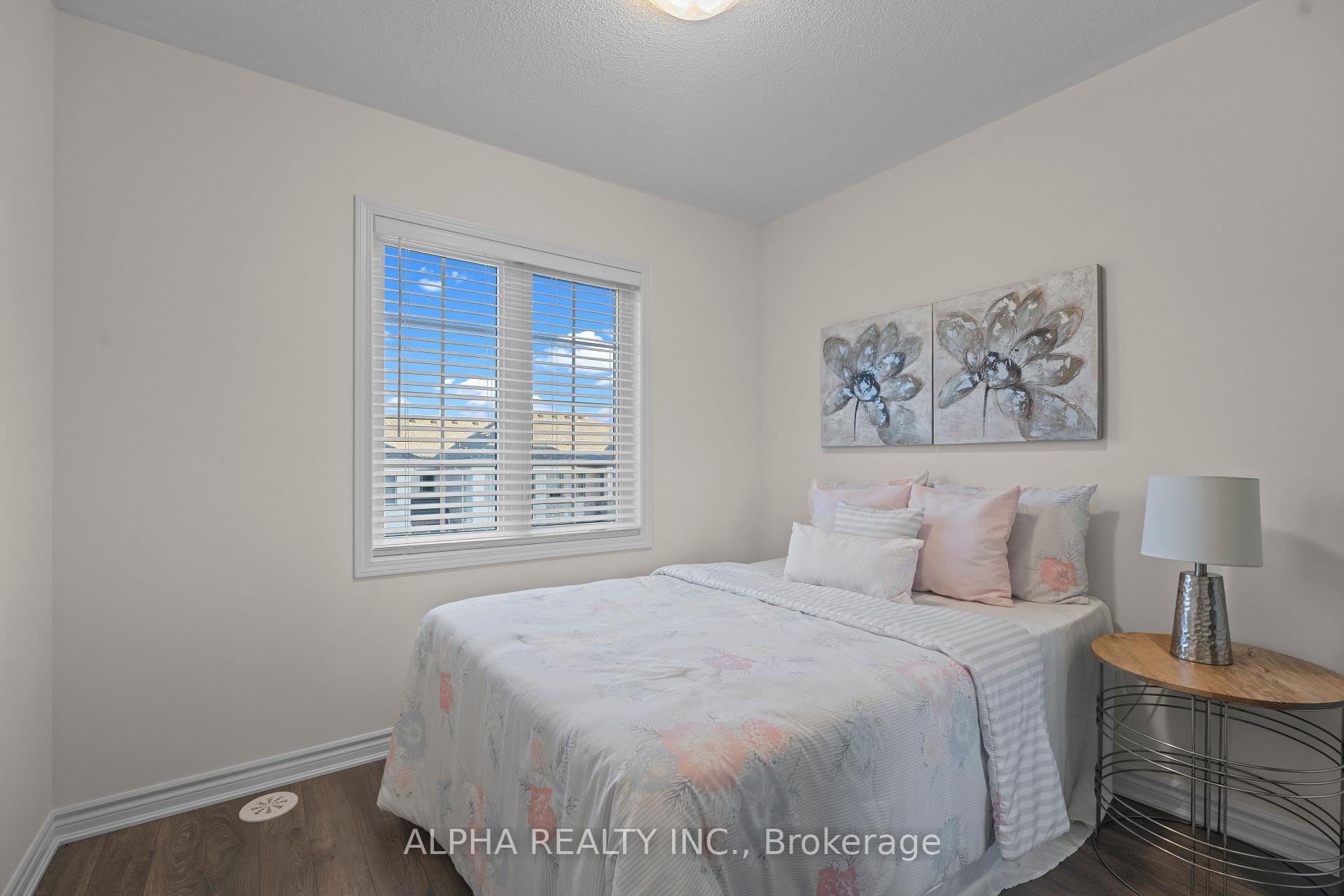 Photo 16 of 3358 Thunderbird Promenade, Pickering, Rural Pickering — HOMEH