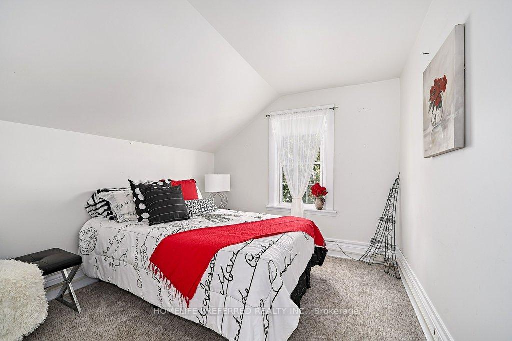 Photo 27 of 157 Crescent Street, Peterborough, Town Ward 3 — HOMEH