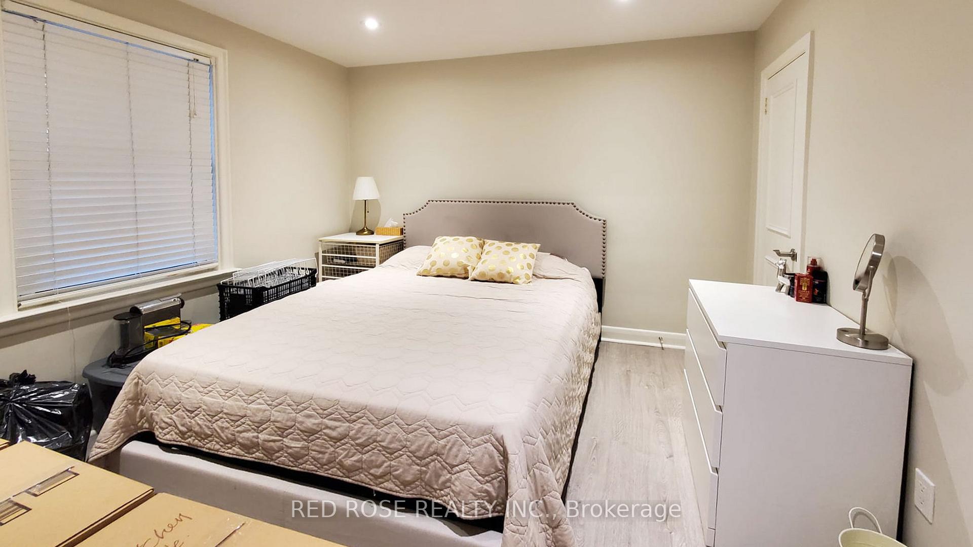 Photo 16 of Unit Upper, 11 Parkway Avenue, Vaughan, Uplands — HOMEH
