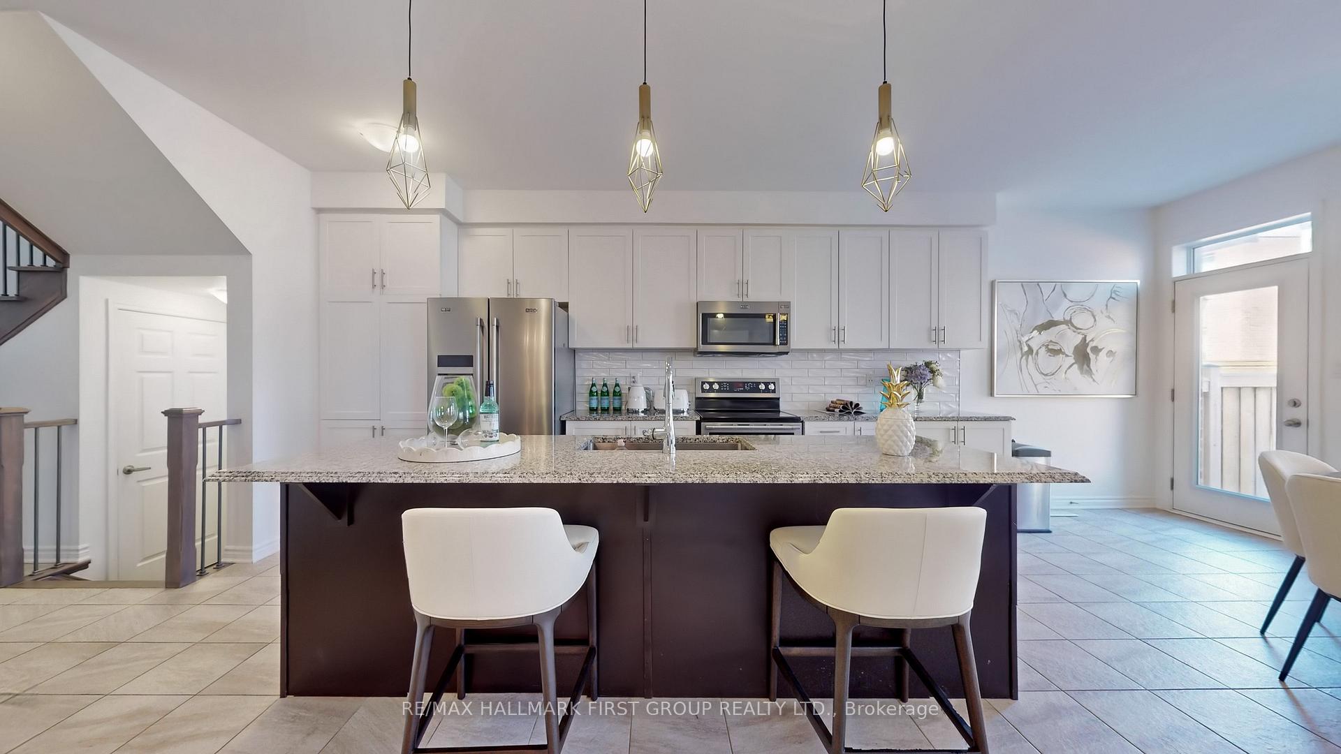 Photo 16 of 134 Westfield Drive, Whitby, Rural Whitby — HOMEH