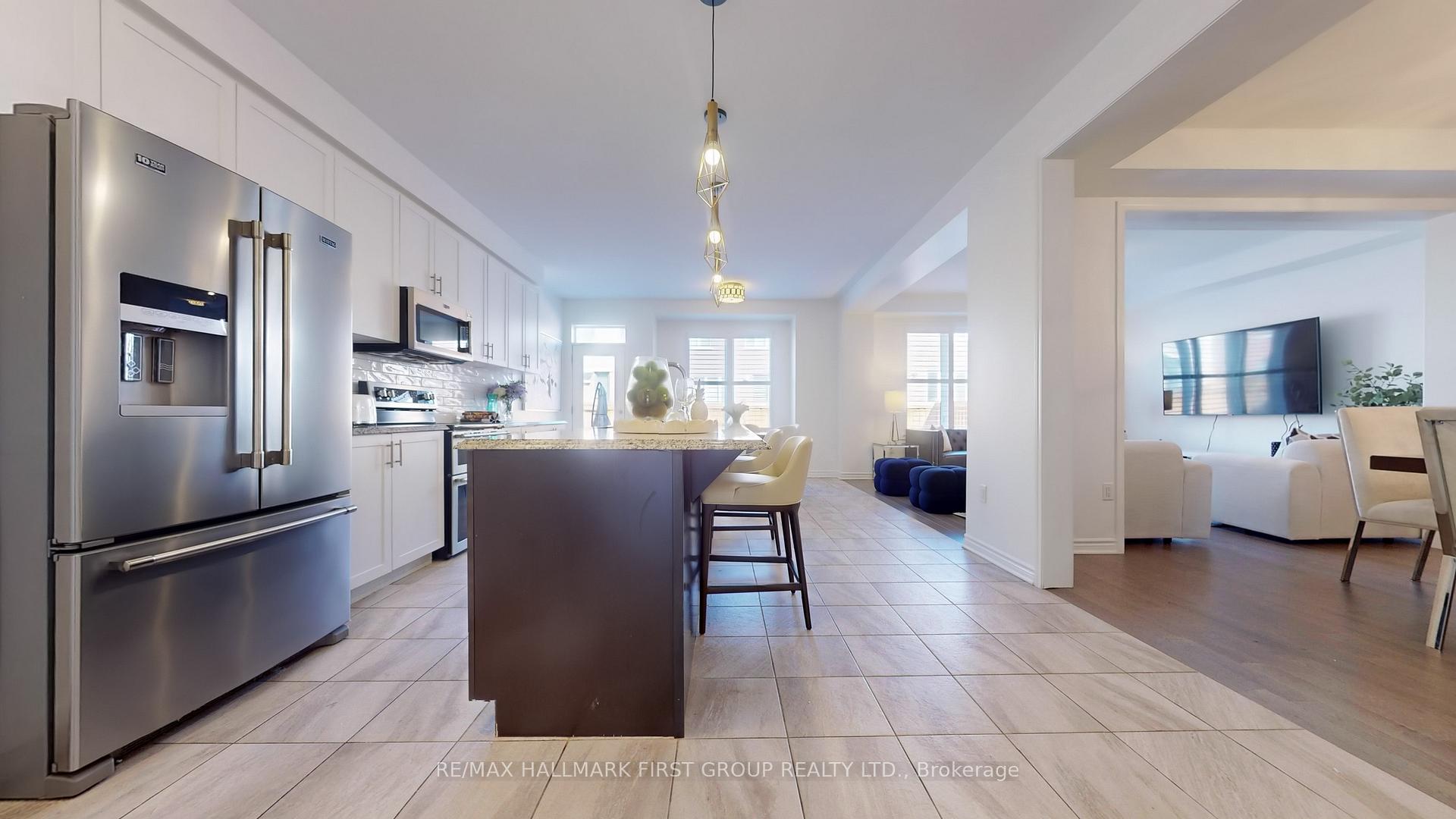 Photo 18 of 134 Westfield Drive, Whitby, Rural Whitby — HOMEH