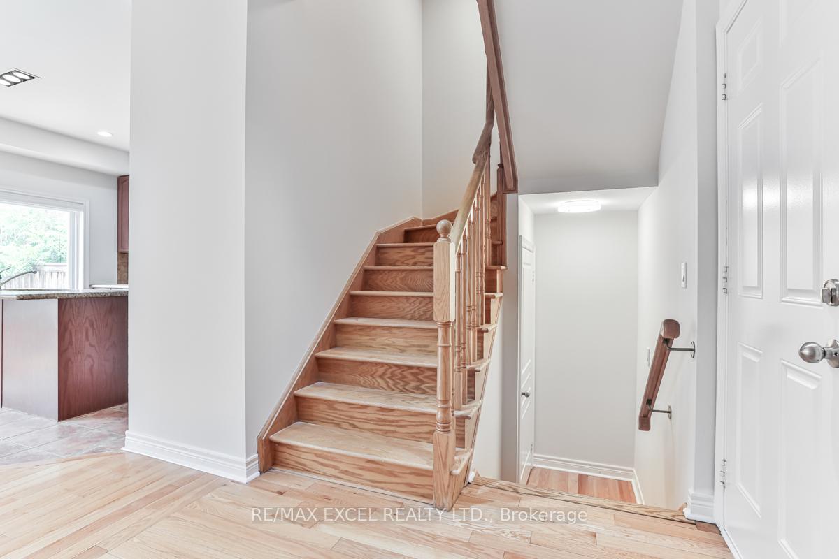 Photo 6 of 10 Givon Street, Vaughan, Patterson — HOMEH