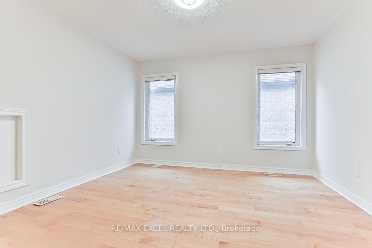 Photo 19 of 10 Givon Street, Vaughan, Patterson — HOMEH