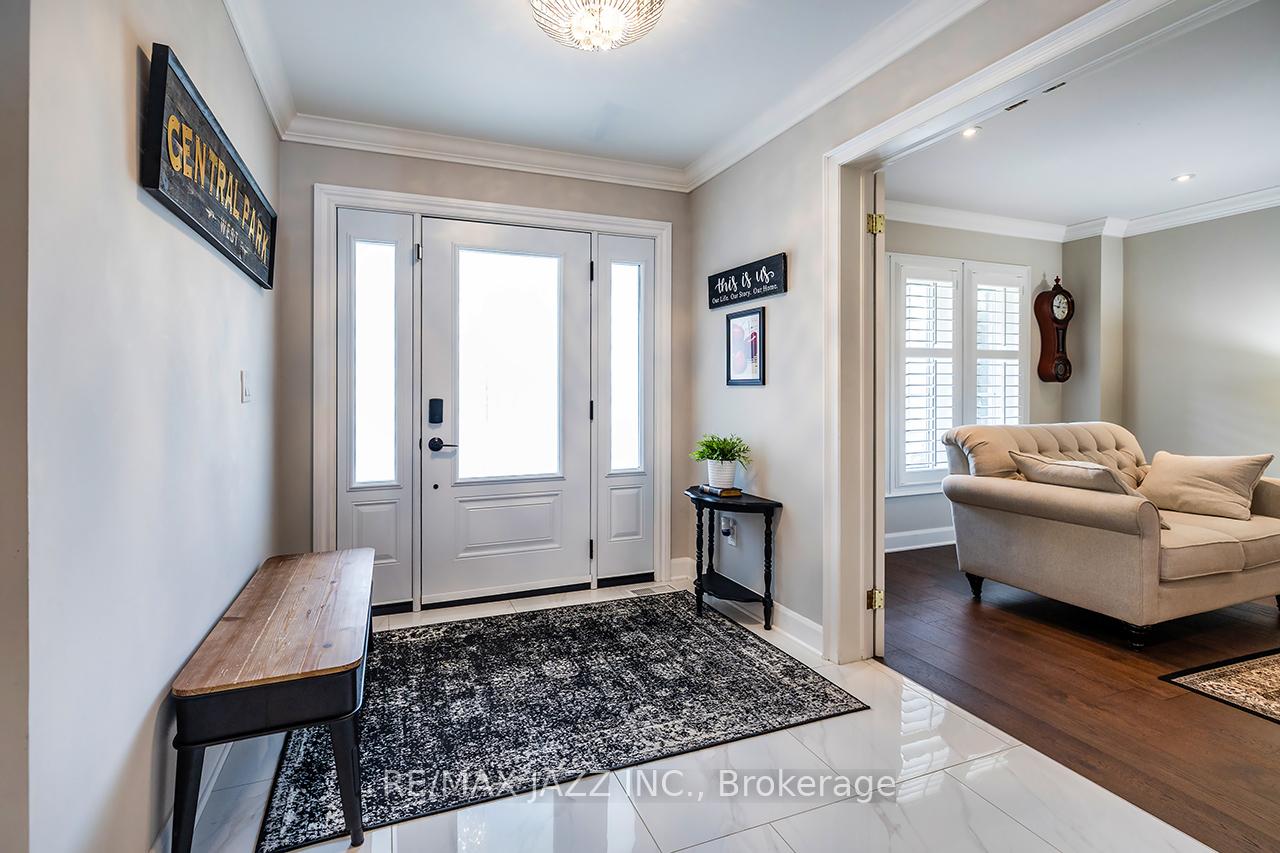 Photo 6 of 18 Chipperfield Crescent, Whitby, Pringle Creek — HOMEH