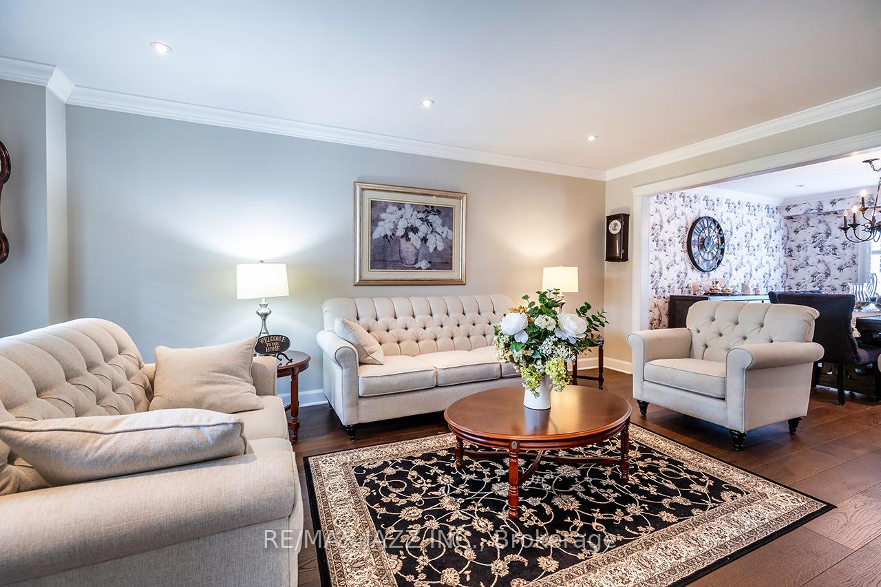 Photo 8 of 18 Chipperfield Crescent, Whitby, Pringle Creek — HOMEH