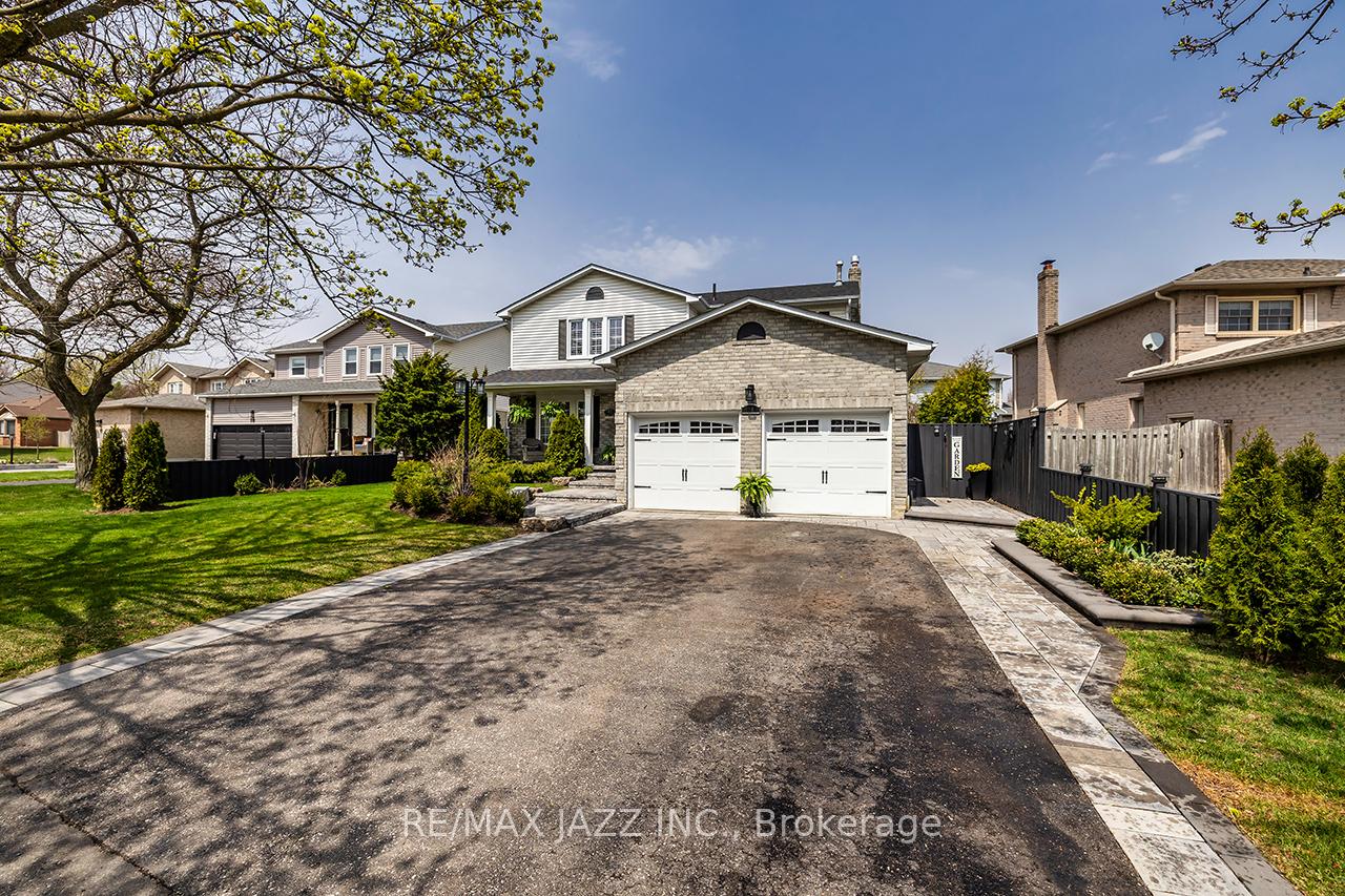 Photo 30 of 18 Chipperfield Crescent, Whitby, Pringle Creek — HOMEH