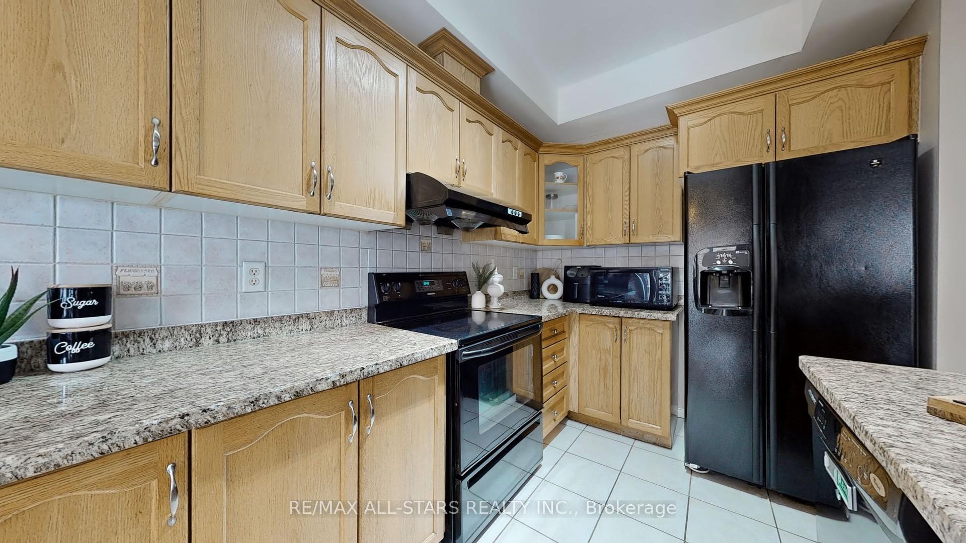 Photo 14 of 254 Shadow Place, Pickering, Rouge Park — HOMEH