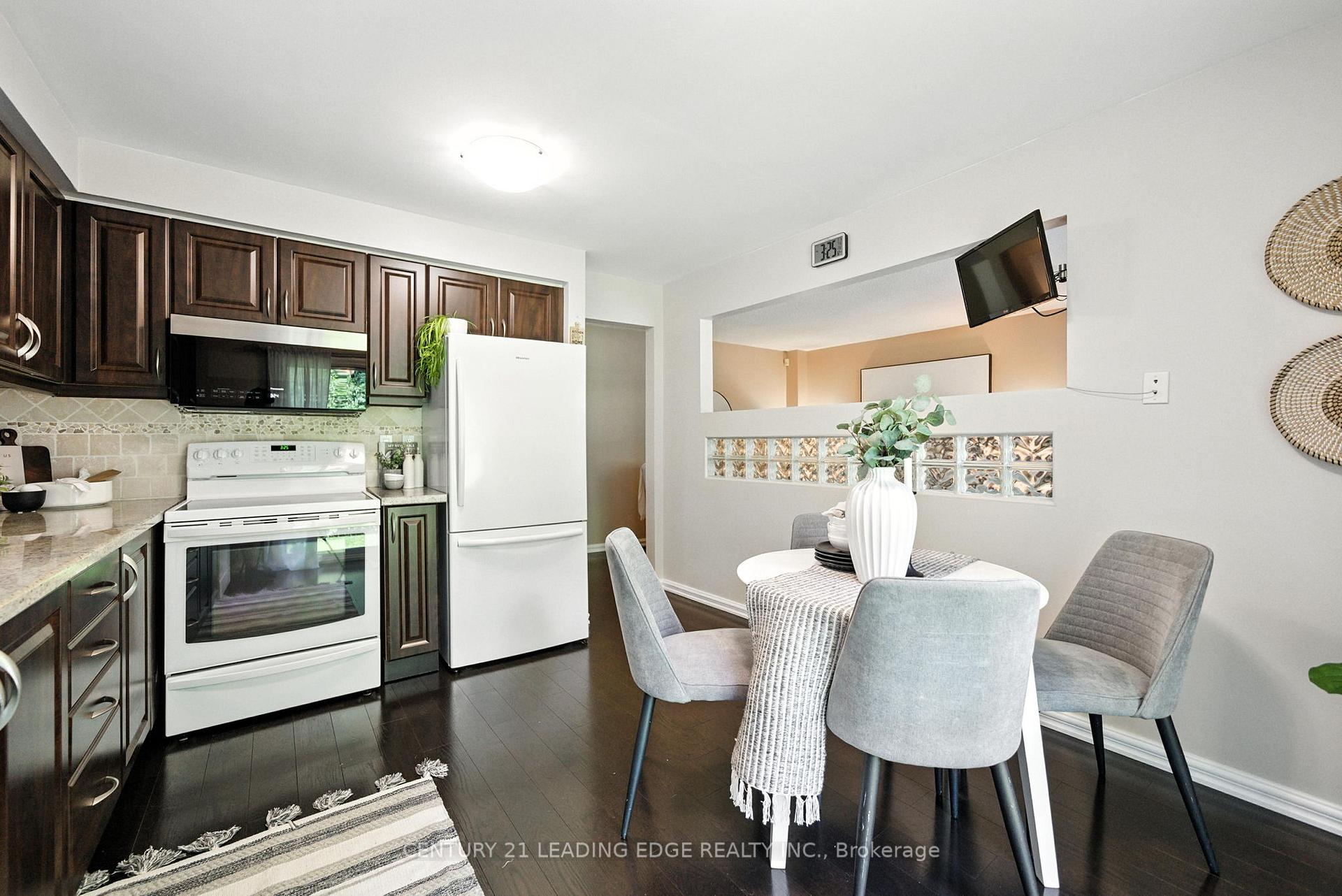 Photo 17 of 57 Harman Drive, Ajax, Central — HOMEH