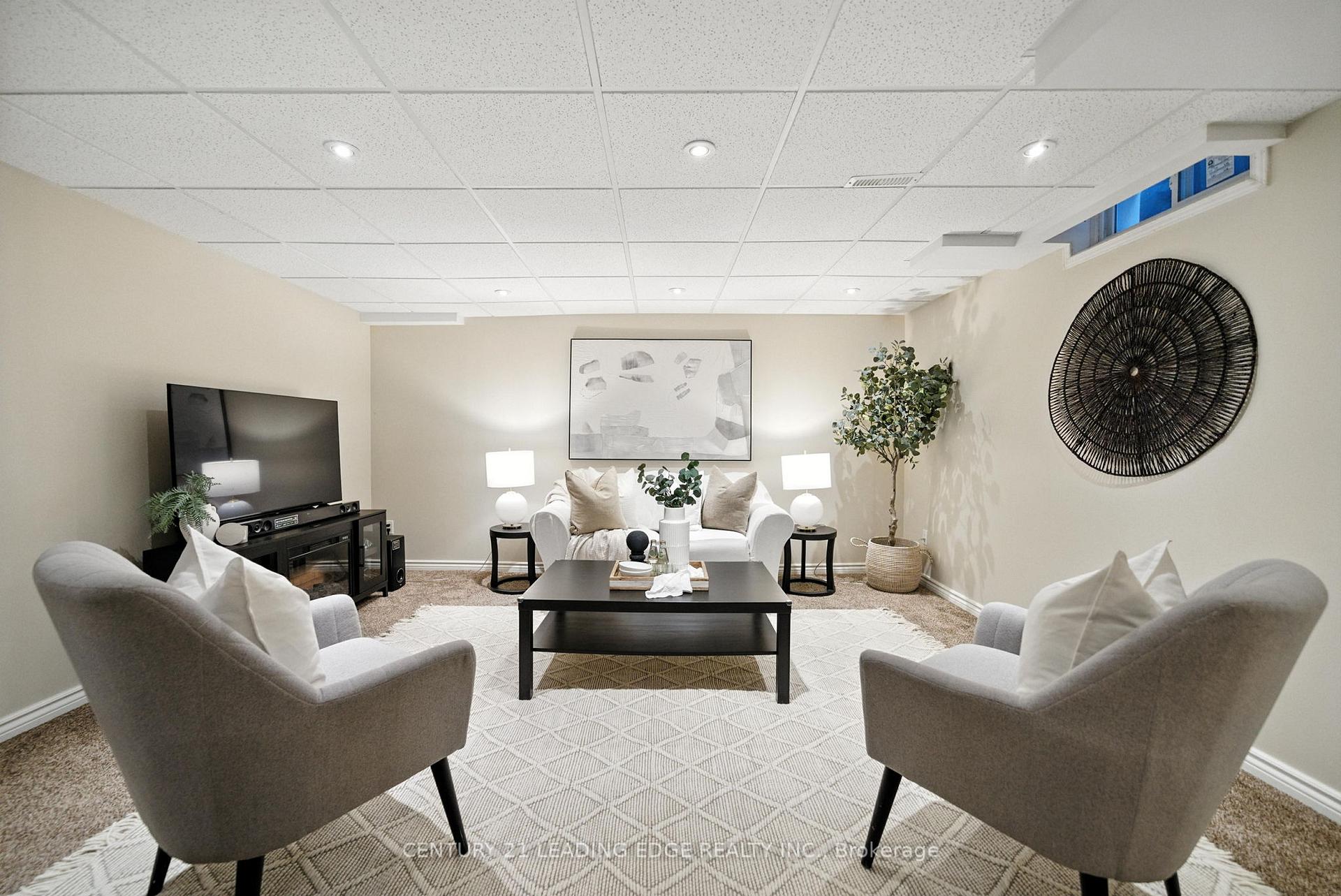 Photo 38 of 57 Harman Drive, Ajax, Central — HOMEH