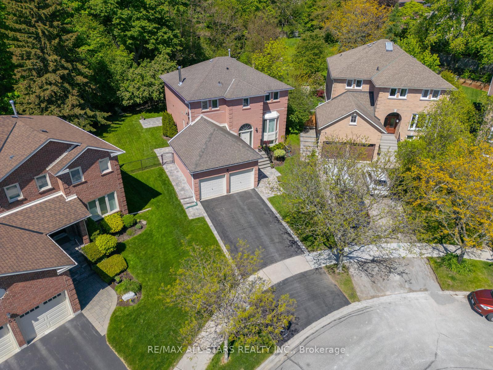 Photo 33 of 67 Autumn Way, Aurora, Aurora Heights — HOMEH