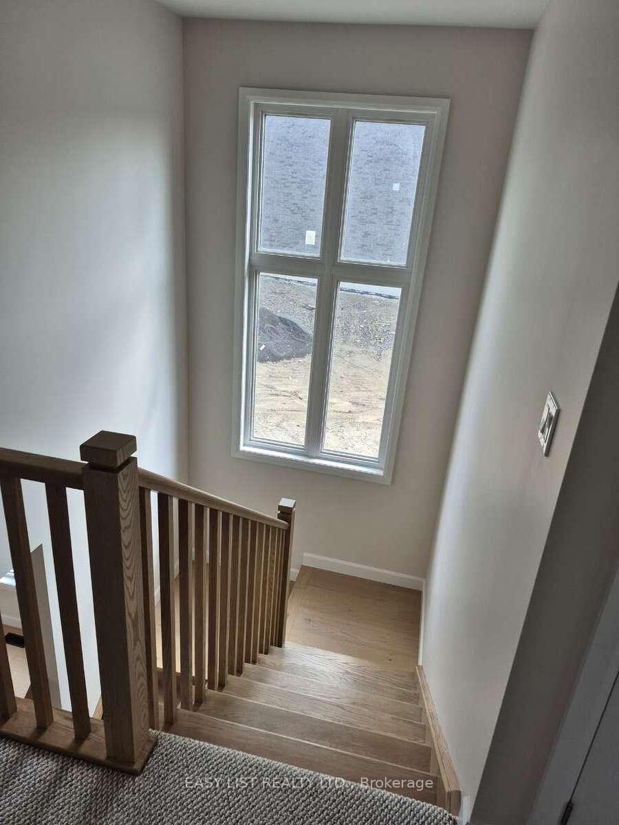 Photo 12 of 402 Sadler Way, Peterborough, Monaghan Ward 2 — HOMEH