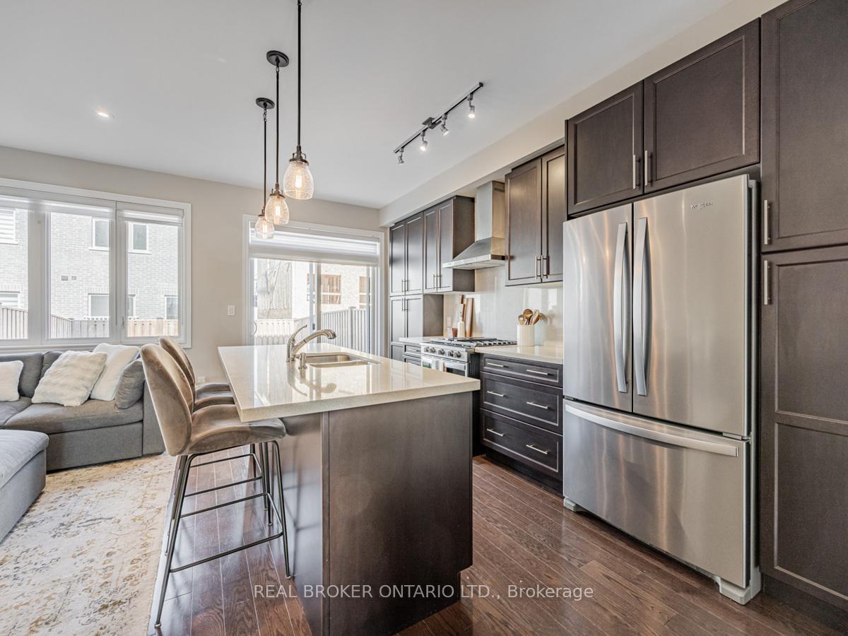 Photo 13 of 1185 Cactus Crescent, Pickering, Rural Pickering — HOMEH