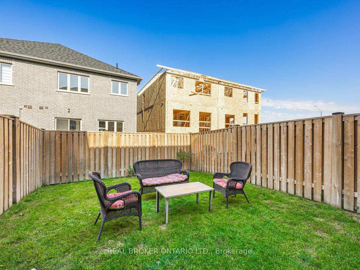 Photo 32 of 1185 Cactus Crescent, Pickering, Rural Pickering — HOMEH