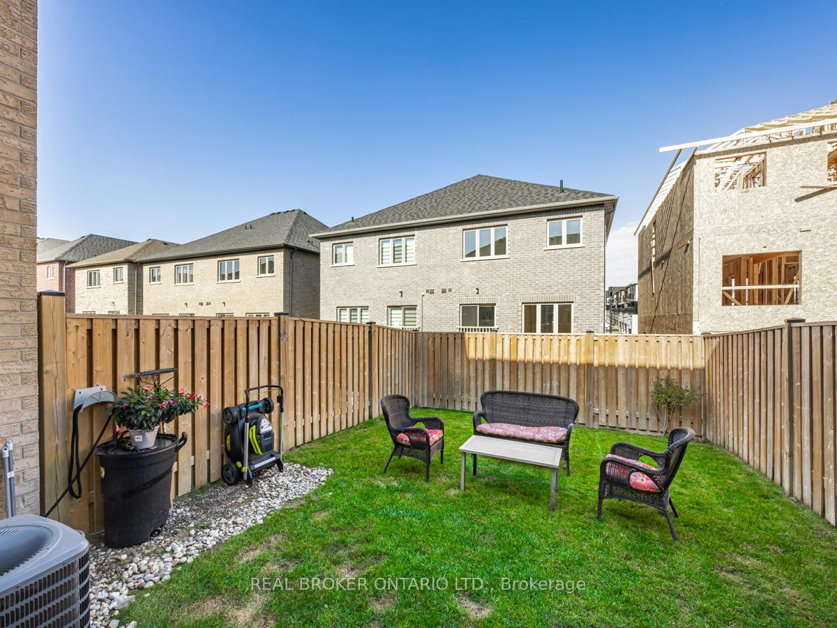 Photo 33 of 1185 Cactus Crescent, Pickering, Rural Pickering — HOMEH