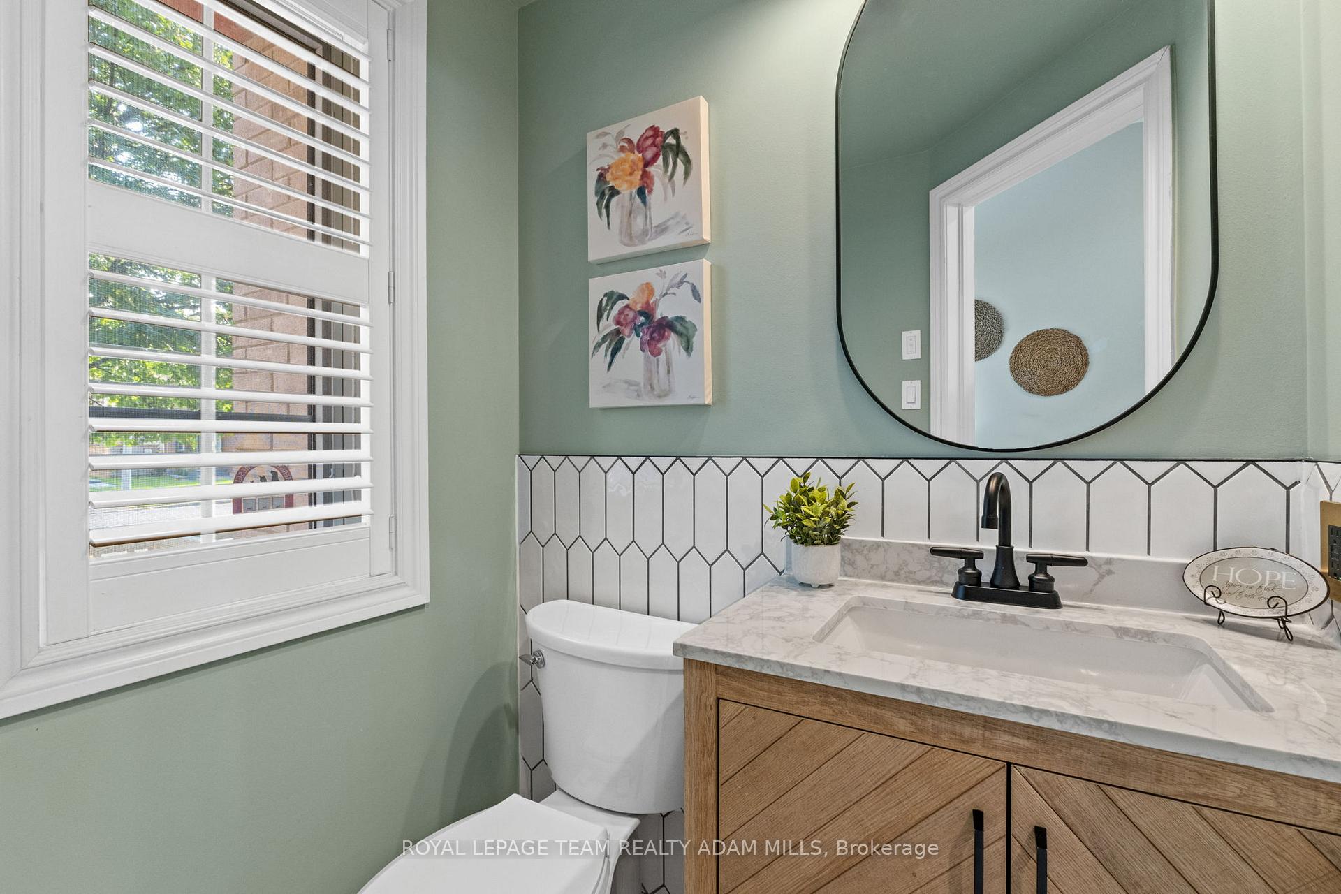 Photo 6 of 2043 Melette Crescent, Ottawa, Avalon East — HOMEH