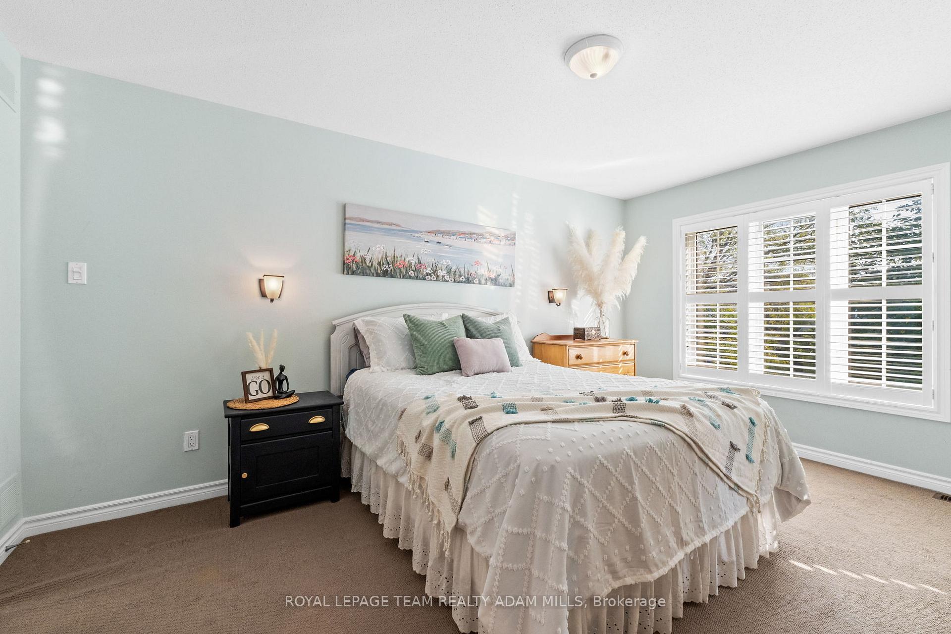 Photo 17 of 2043 Melette Crescent, Ottawa, Avalon East — HOMEH