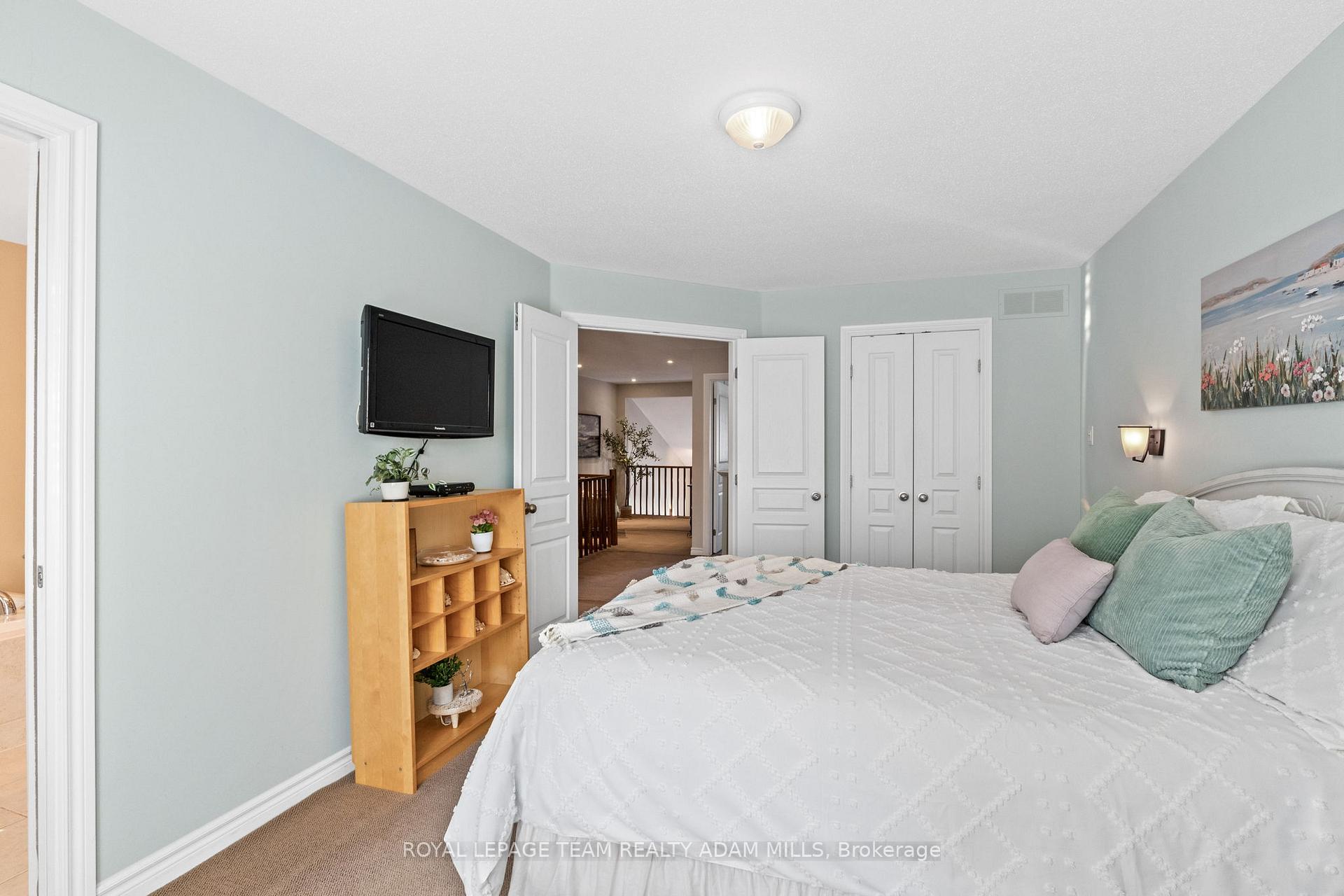 Photo 18 of 2043 Melette Crescent, Ottawa, Avalon East — HOMEH
