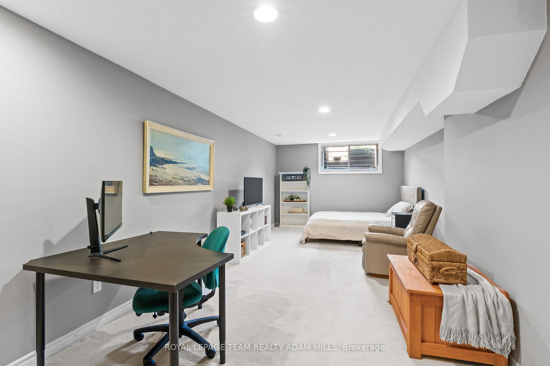 Photo 24 of 2043 Melette Crescent, Ottawa, Avalon East — HOMEH