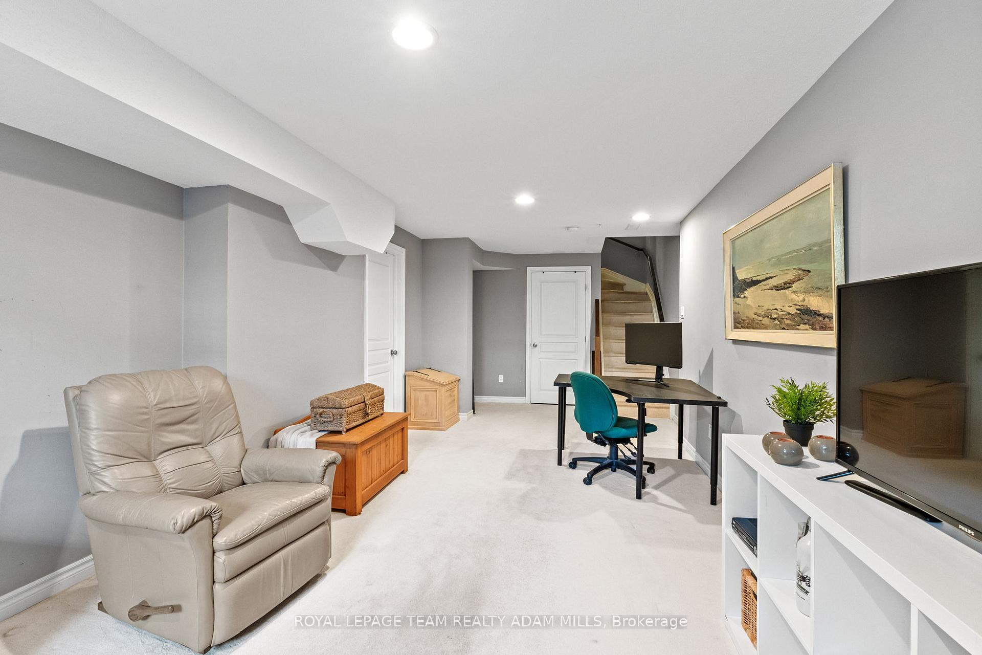 Photo 25 of 2043 Melette Crescent, Ottawa, Avalon East — HOMEH