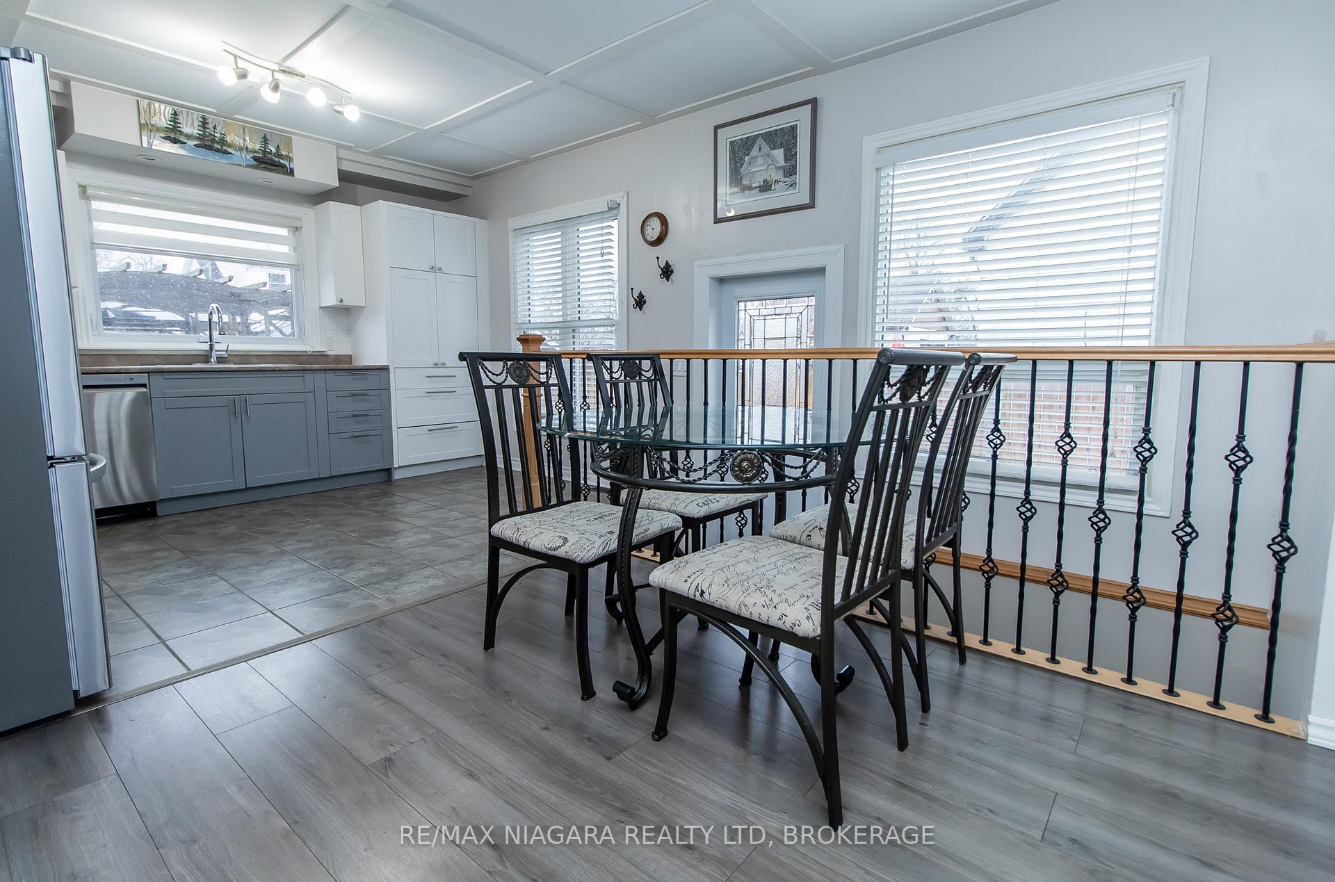 Photo 7 of 294 Scholfield Avenue S, Welland, Lincoln/Crowland — HOMEH