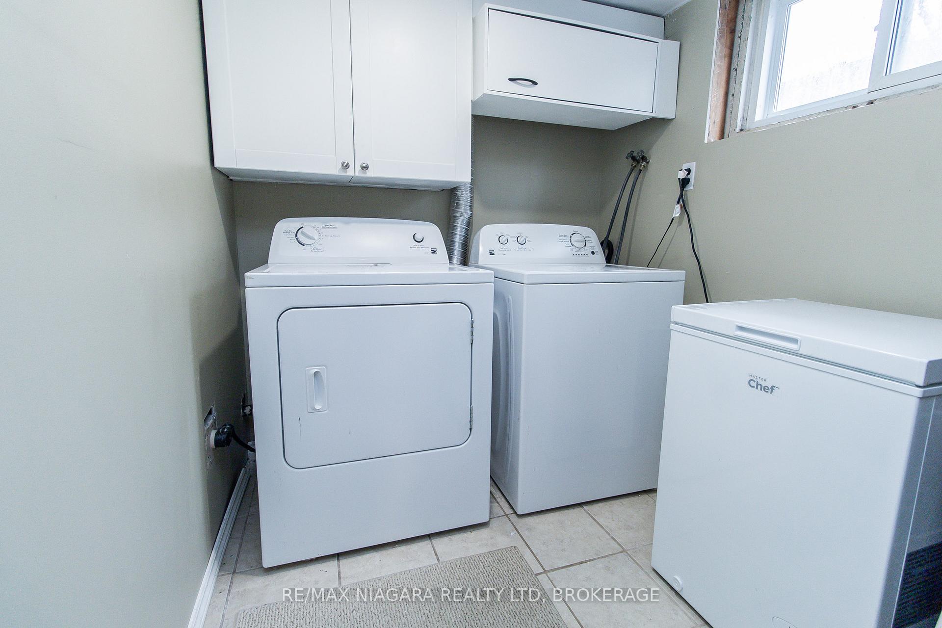 Photo 22 of 294 Scholfield Avenue S, Welland, Lincoln/Crowland — HOMEH