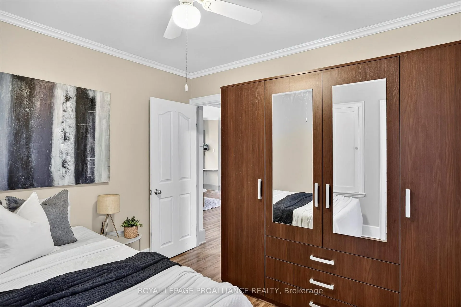 Photo 25 of 410 Dublin Street, Peterborough, Town Ward 3 — HOMEH