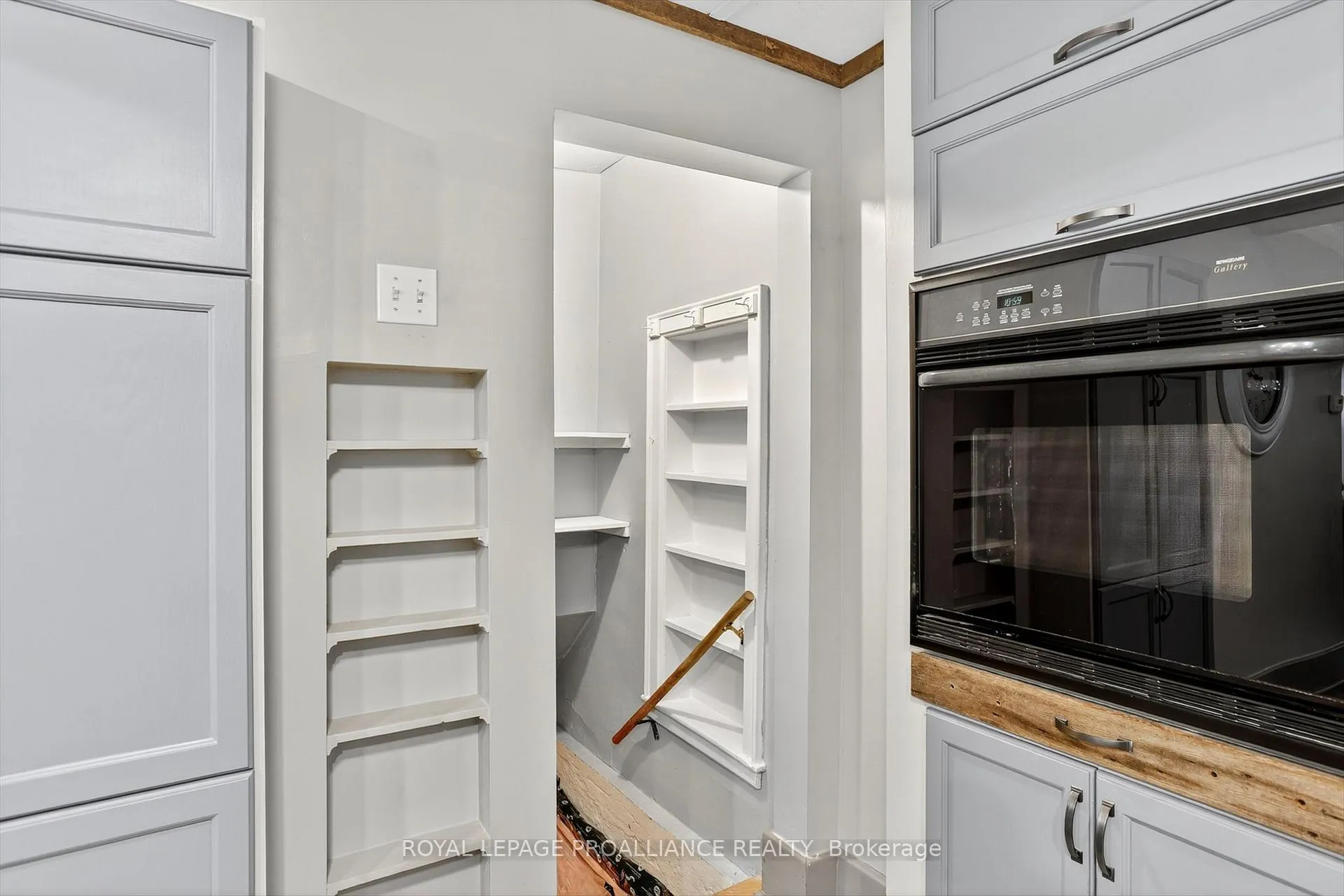 Photo 26 of 410 Dublin Street, Peterborough, Town Ward 3 — HOMEH