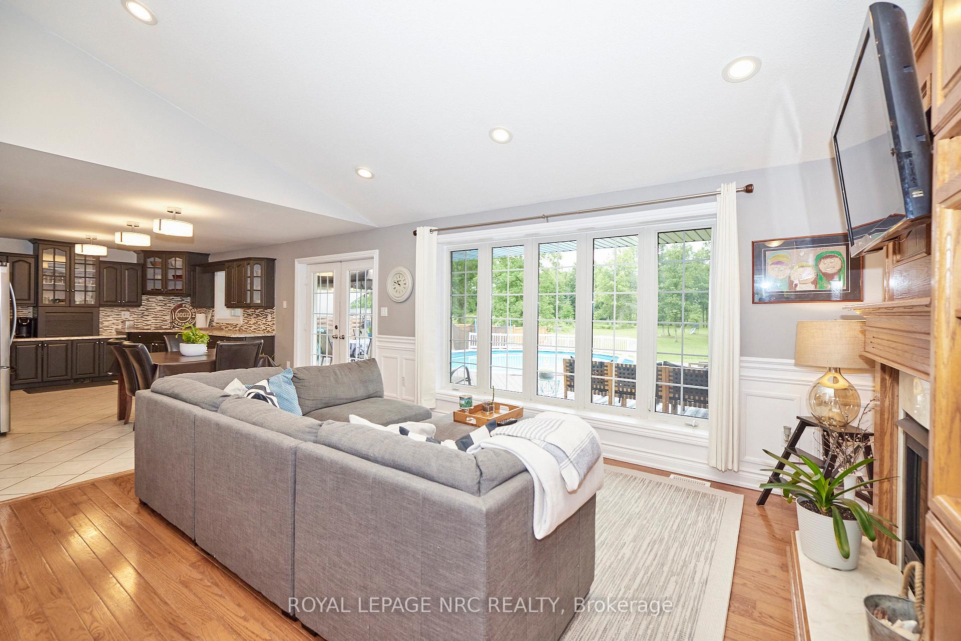Photo 17 of 170 Ridge Road, Welland, Cooks Mills — HOMEH