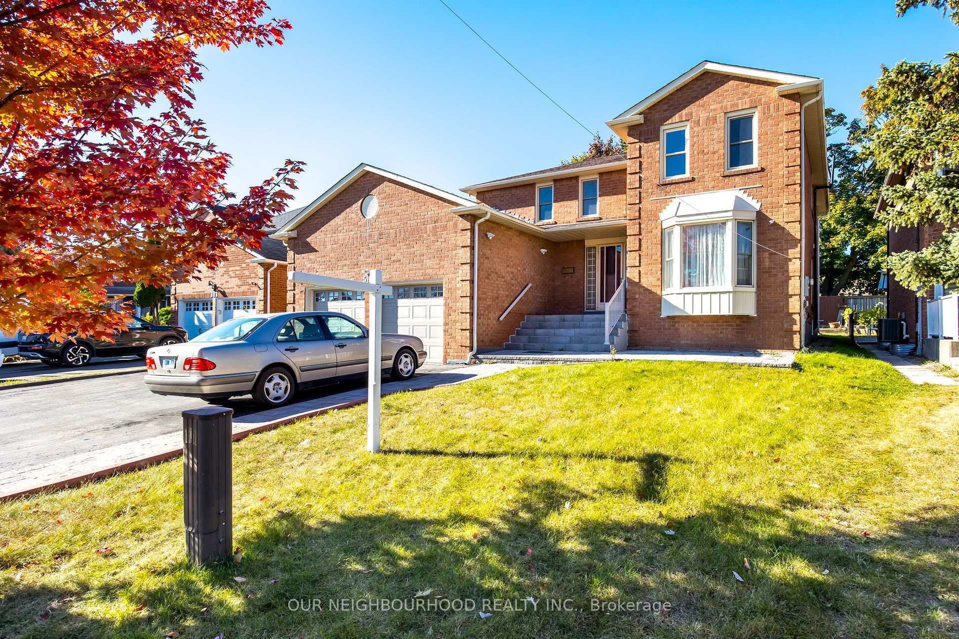 Photo 1 of 519 Sundown Crescent, Pickering, Woodlands — HOMEH