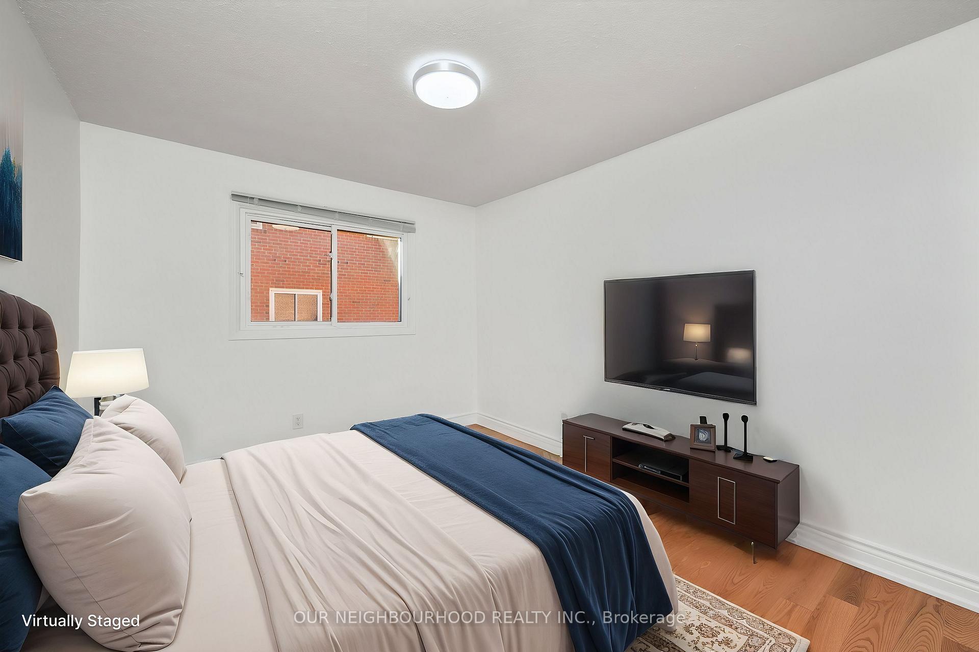 Photo 5 of 519 Sundown Crescent, Pickering, Woodlands — HOMEH