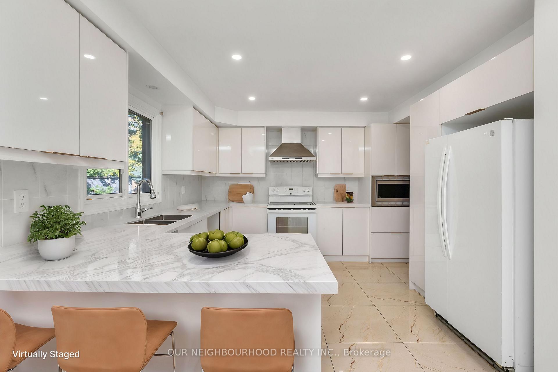 Photo 8 of 519 Sundown Crescent, Pickering, Woodlands — HOMEH