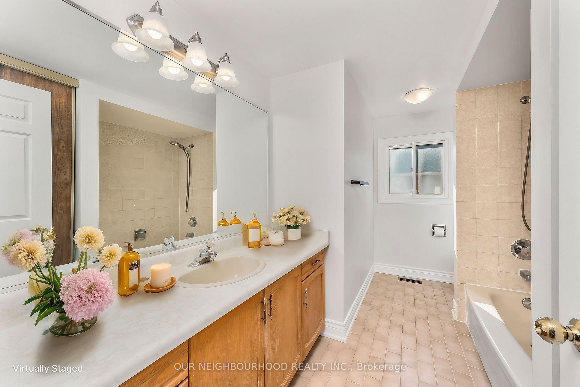 Photo 23 of 519 Sundown Crescent, Pickering, Woodlands — HOMEH