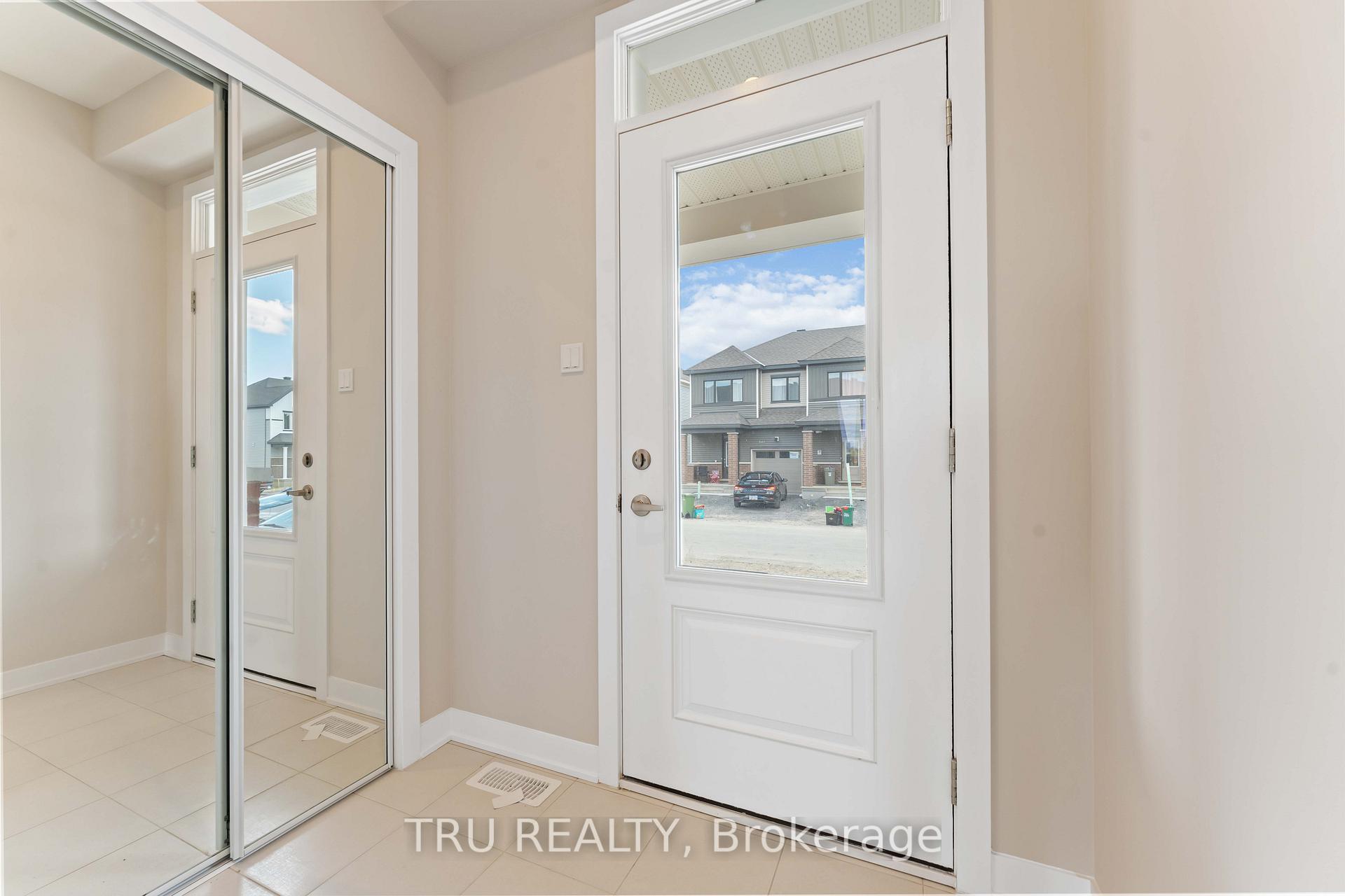 Photo 2 of 845 Andesite Terrace E, Ottawa, Barrhaven - Half Moon Bay — HOMEH