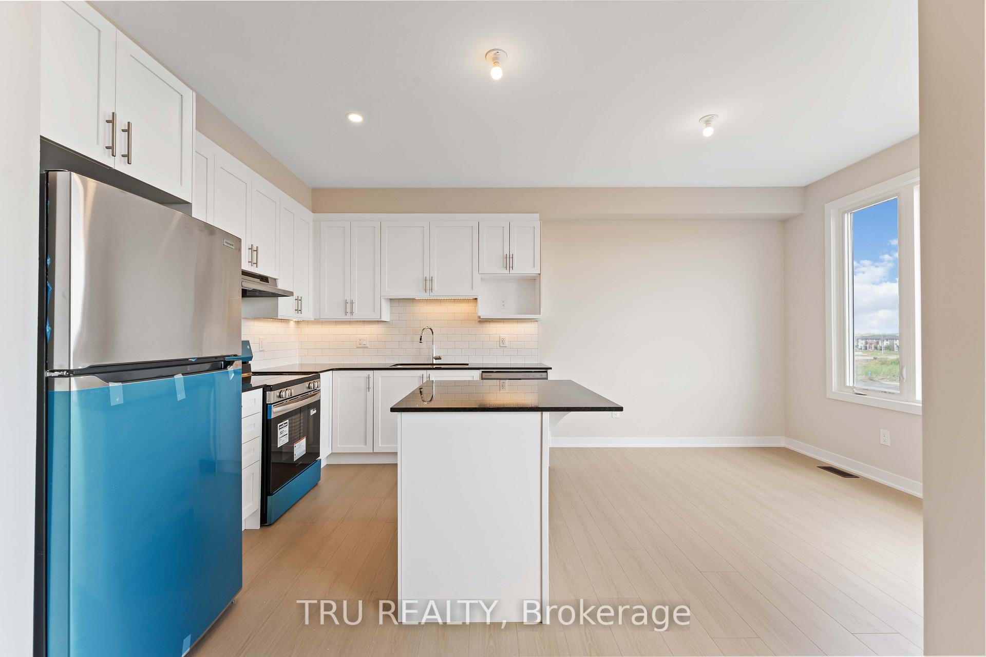 Photo 3 of 845 Andesite Terrace E, Ottawa, Barrhaven - Half Moon Bay — HOMEH