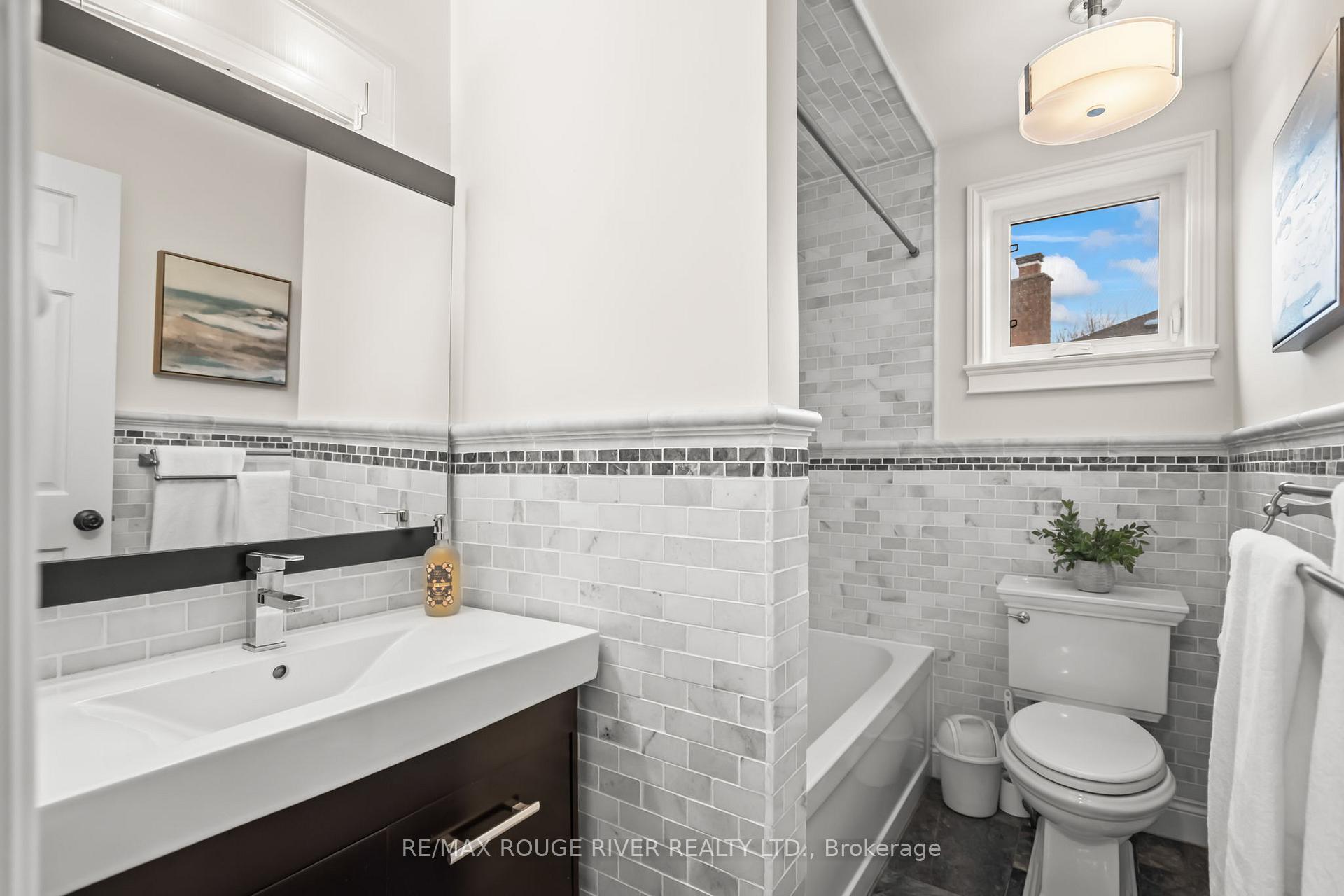 Photo 22 of 25 Rutledge Street, Whitby, Lynde Creek — HOMEH