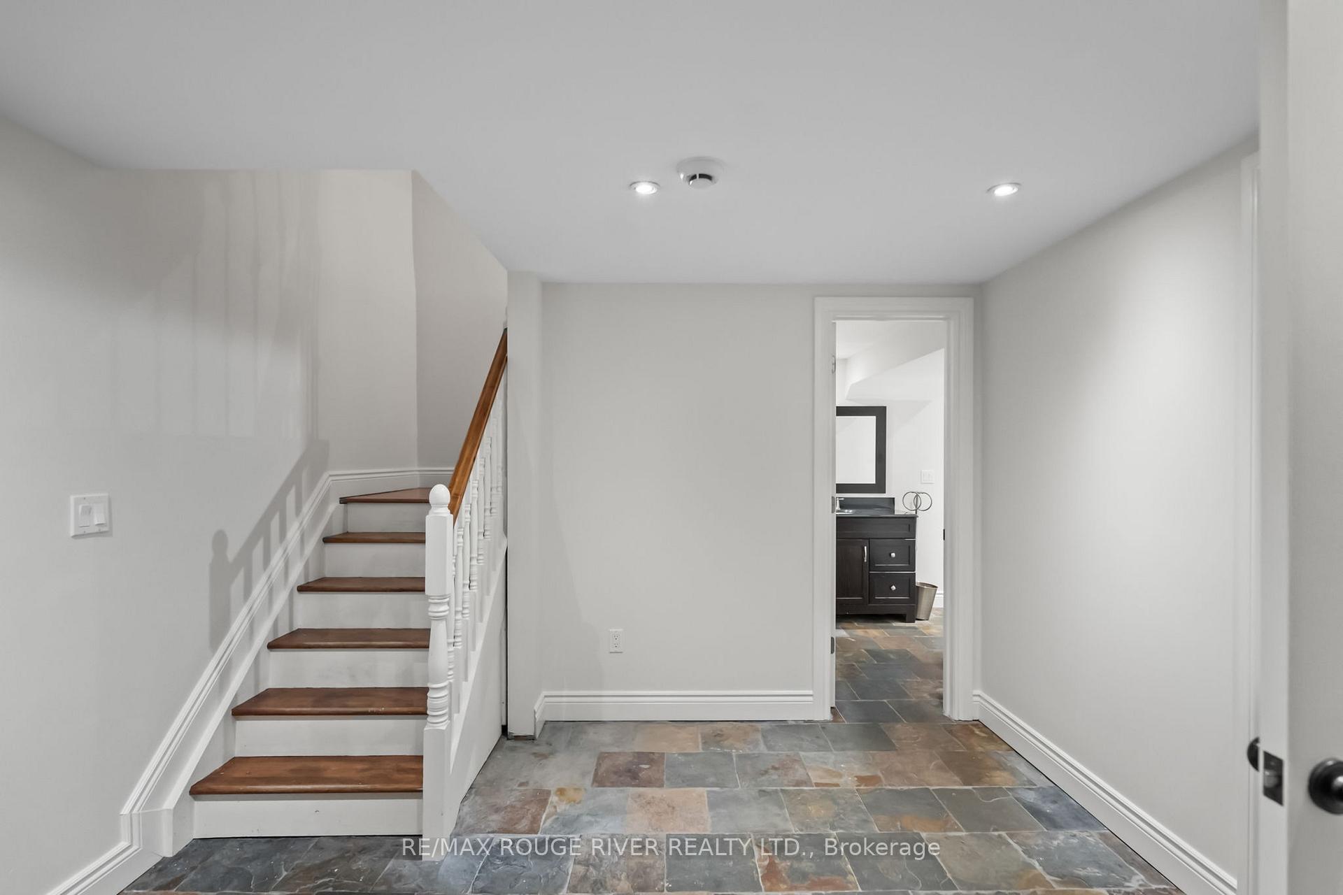 Photo 32 of 25 Rutledge Street, Whitby, Lynde Creek — HOMEH