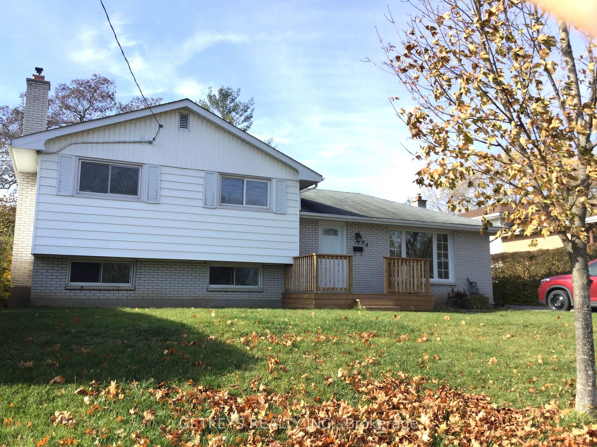 Photo 5 of 94 Jackson Avenue, Belleville, Belleville Ward — HOMEH
