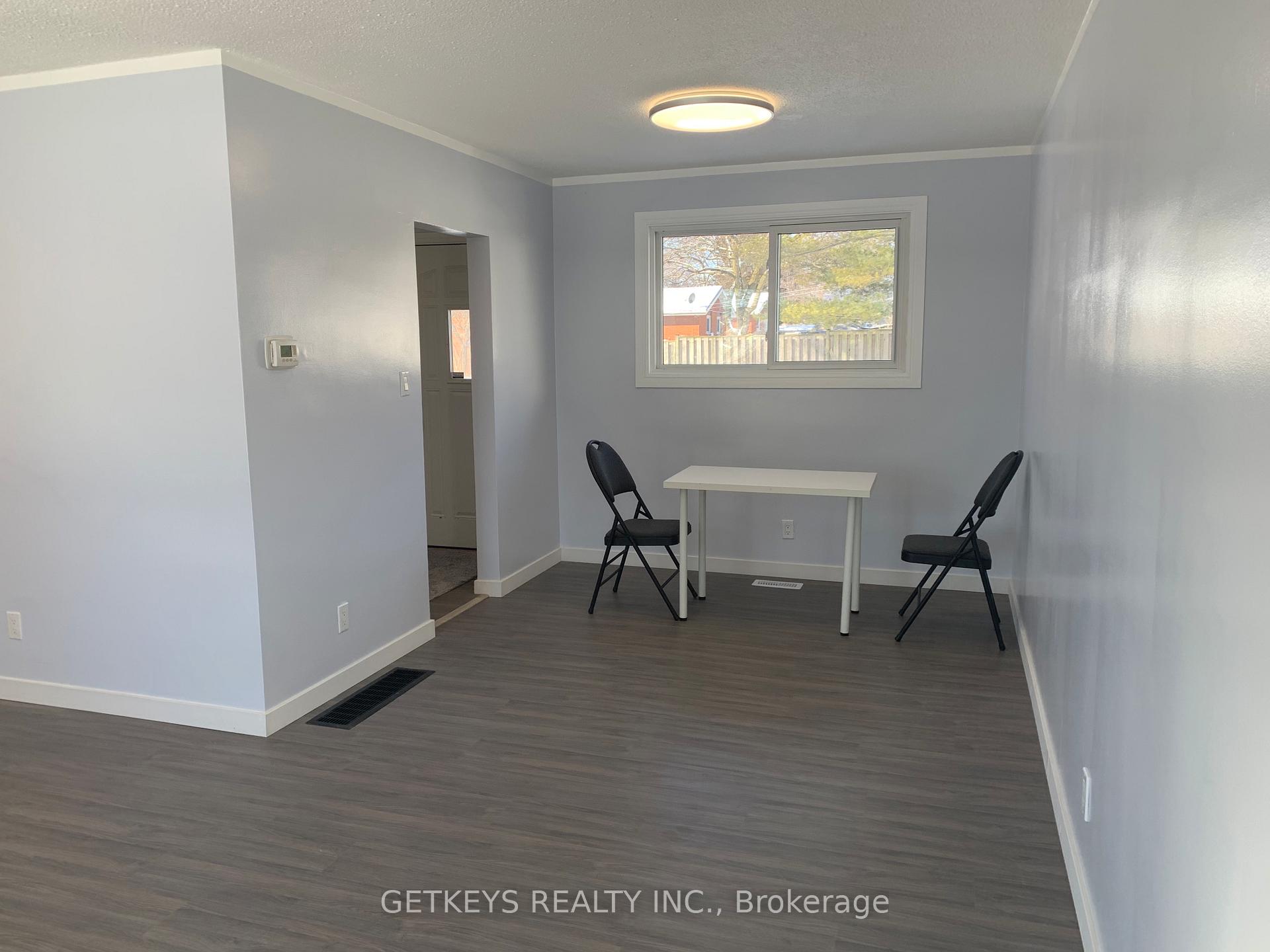 Photo 6 of 94 Jackson Avenue, Belleville, Belleville Ward — HOMEH