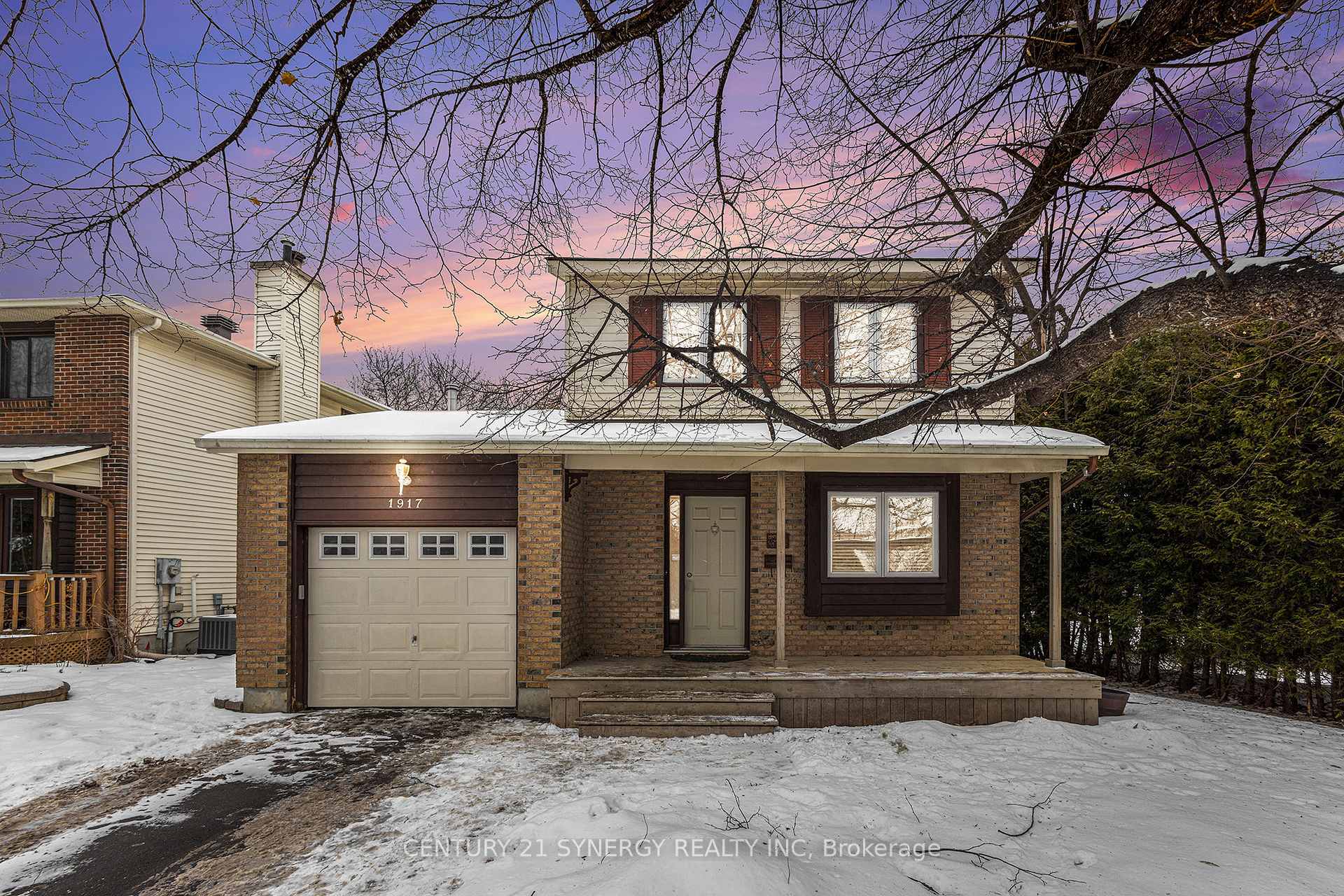 Photo 2 of 1917 Des Prairies Avenue, Ottawa, Queenswood Heights South — HOMEH