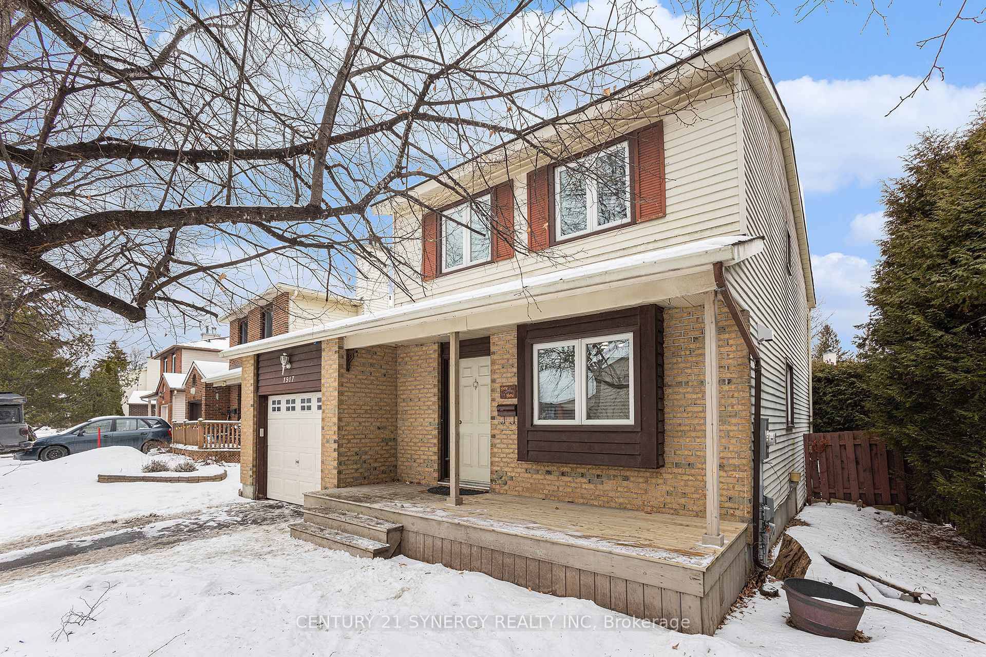 Photo 3 of 1917 Des Prairies Avenue, Ottawa, Queenswood Heights South — HOMEH